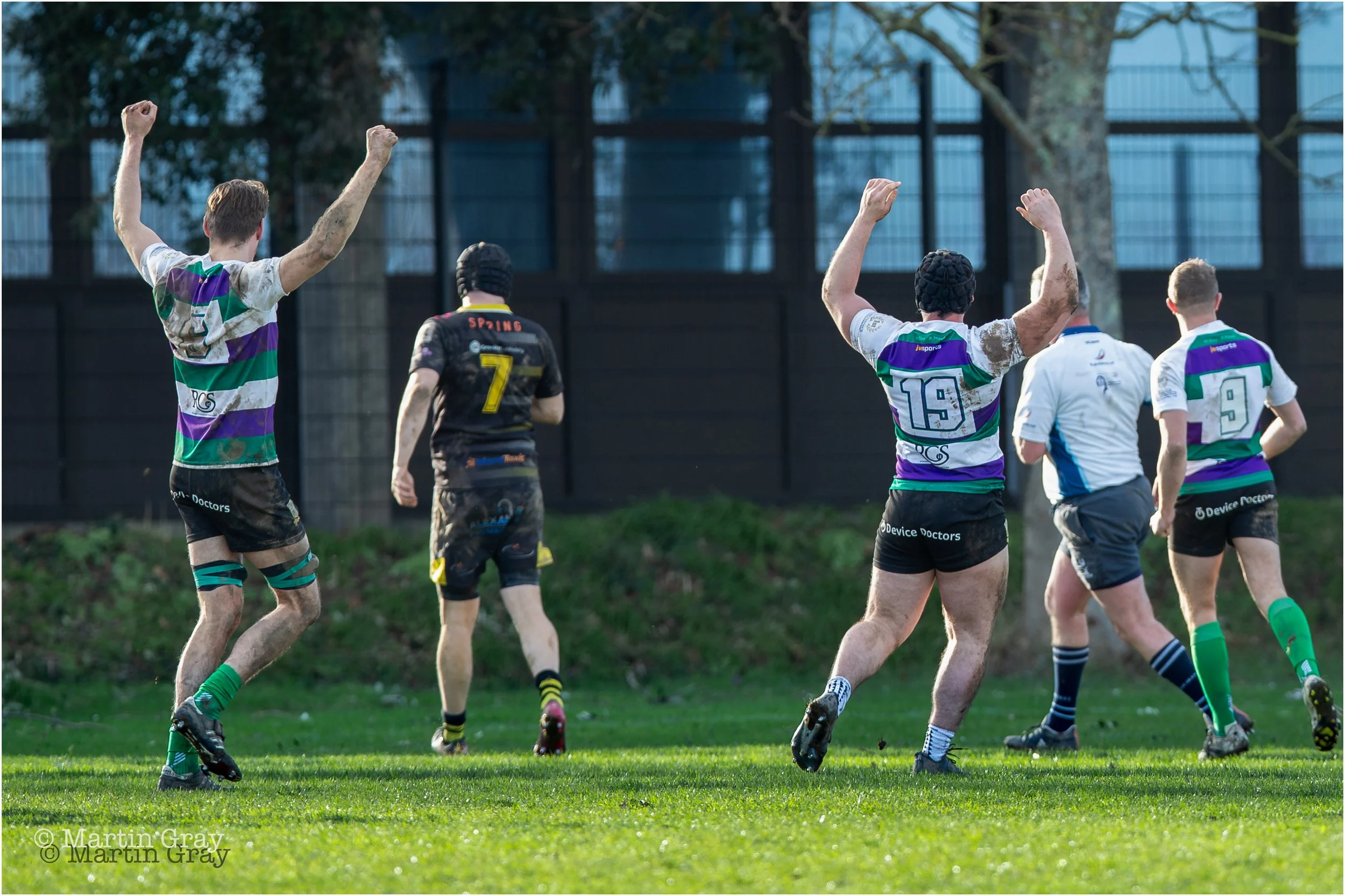 Bognor celebrate a Try-8915.jpg