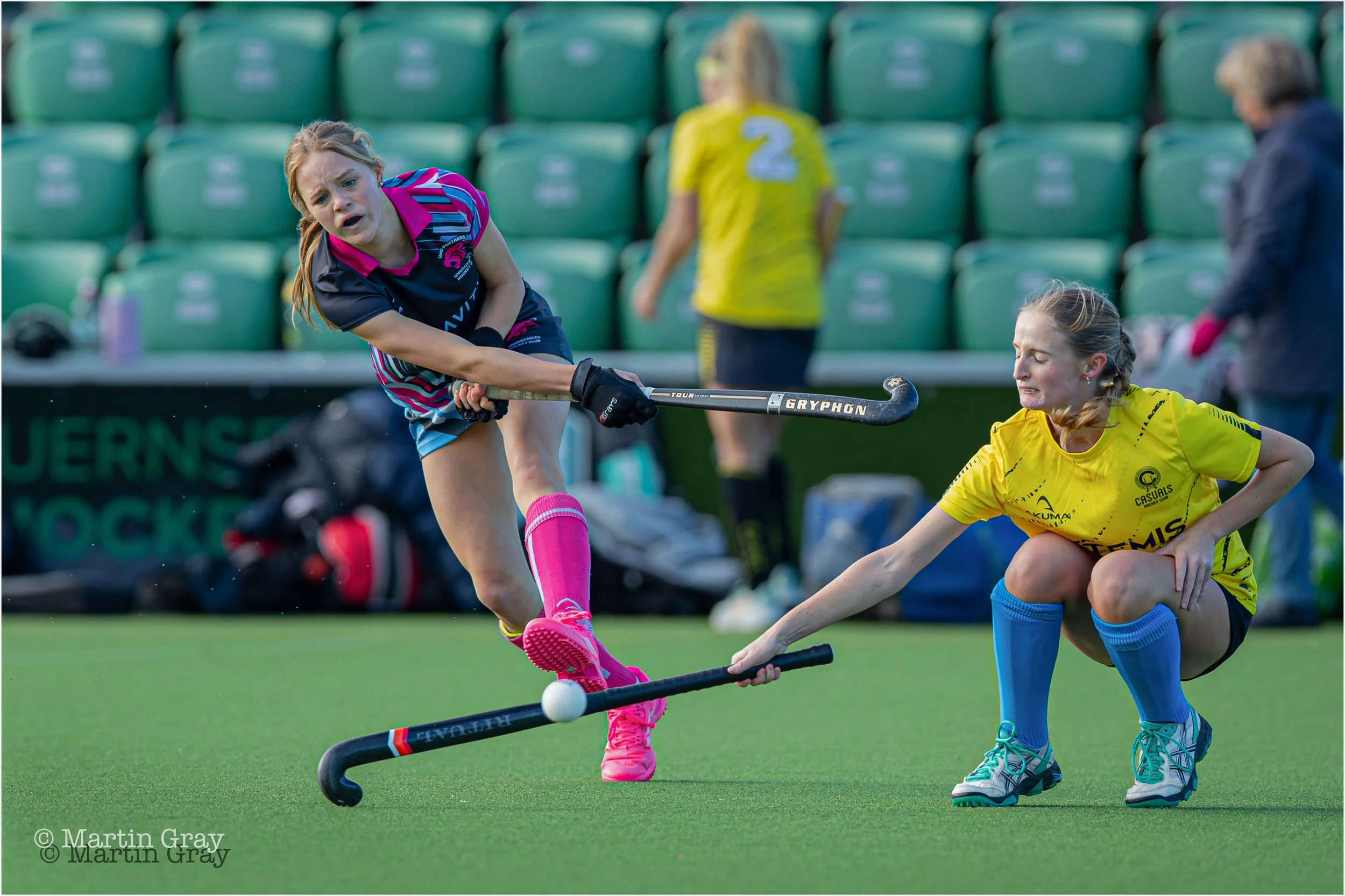 Claudia Bailey passes under a challenge-2.jpg