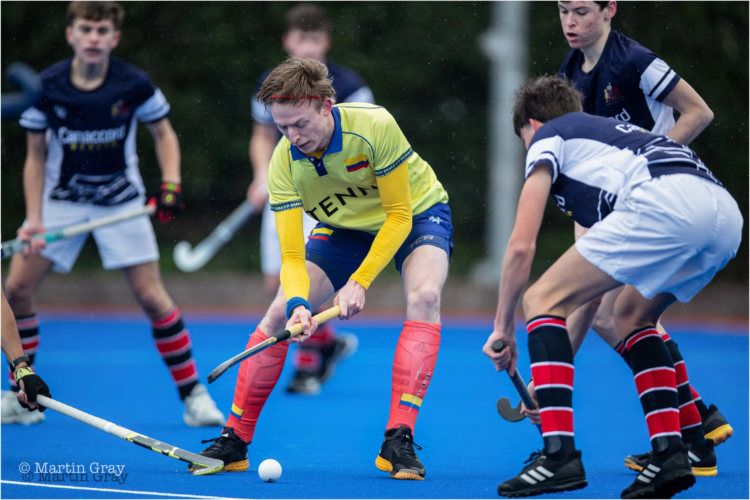 James Ball surrounded by blue shirts-2776.jpg