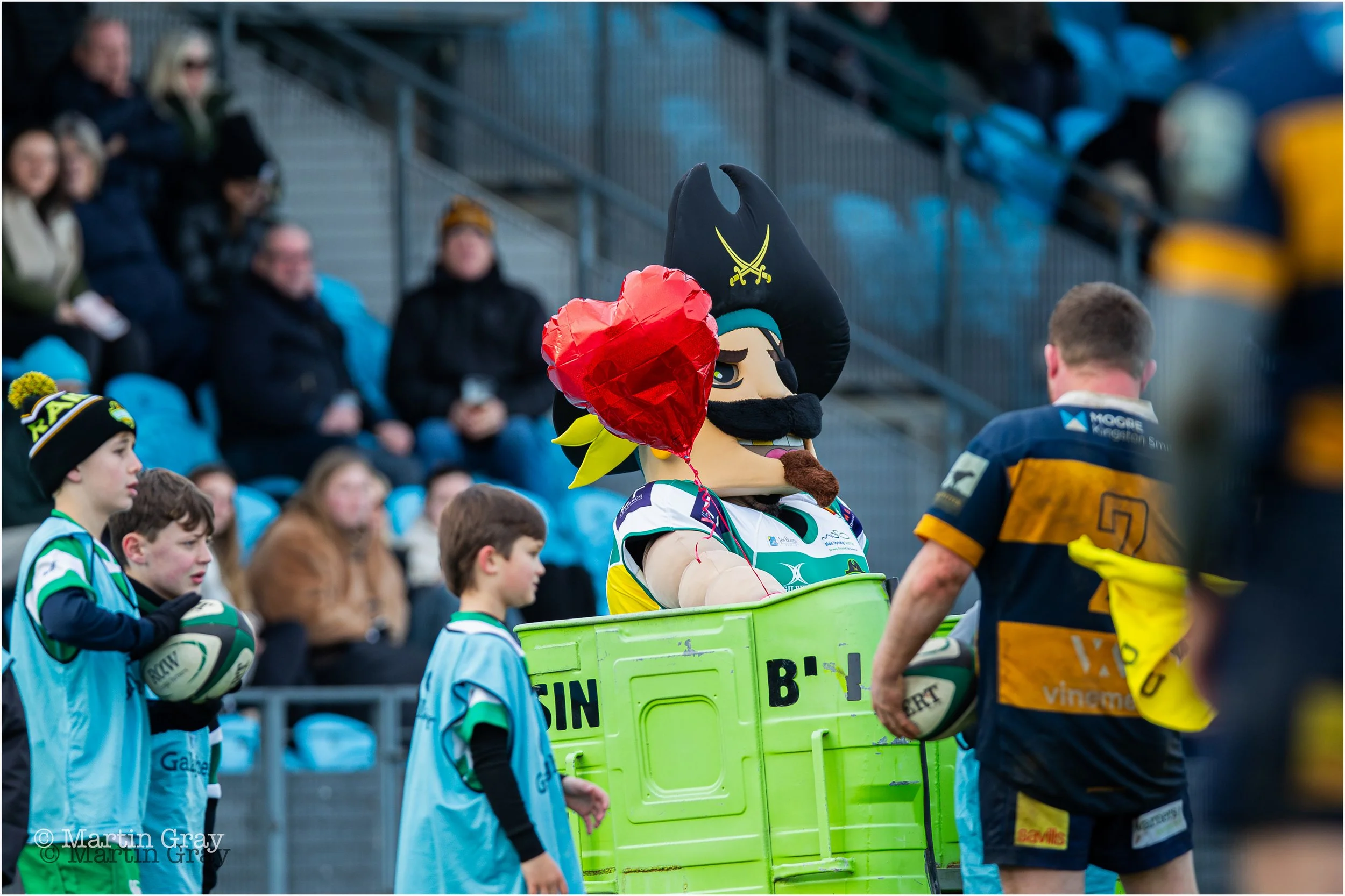 Rocky was looking for a Valentine-0394.jpg