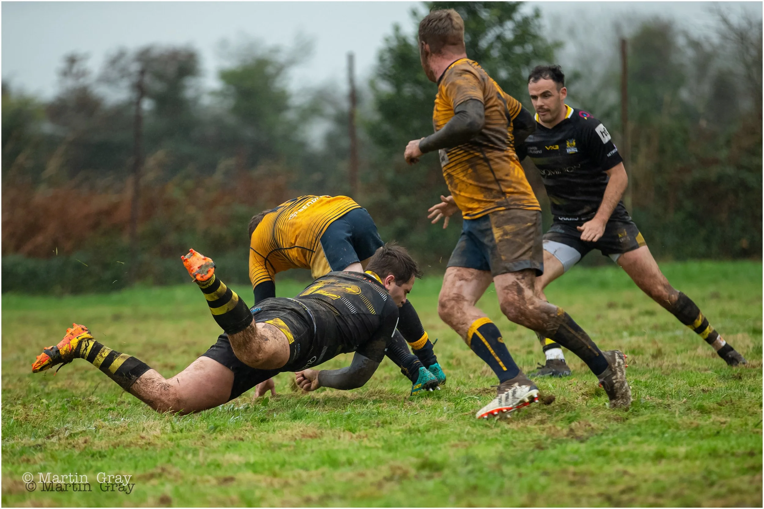 Lucas Barker tackle-8527.jpg