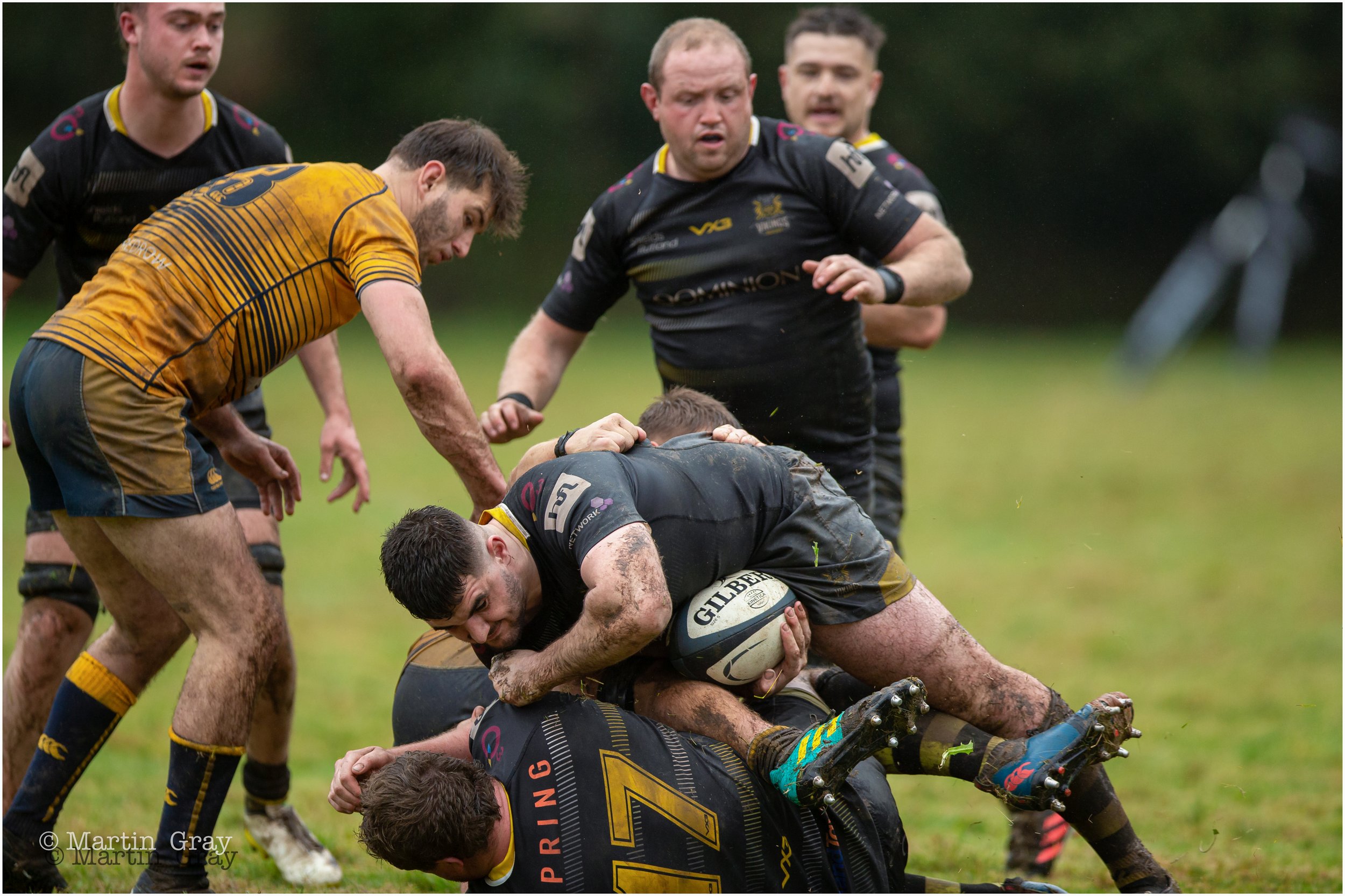 Phil Le Noury tackled-6008.jpg