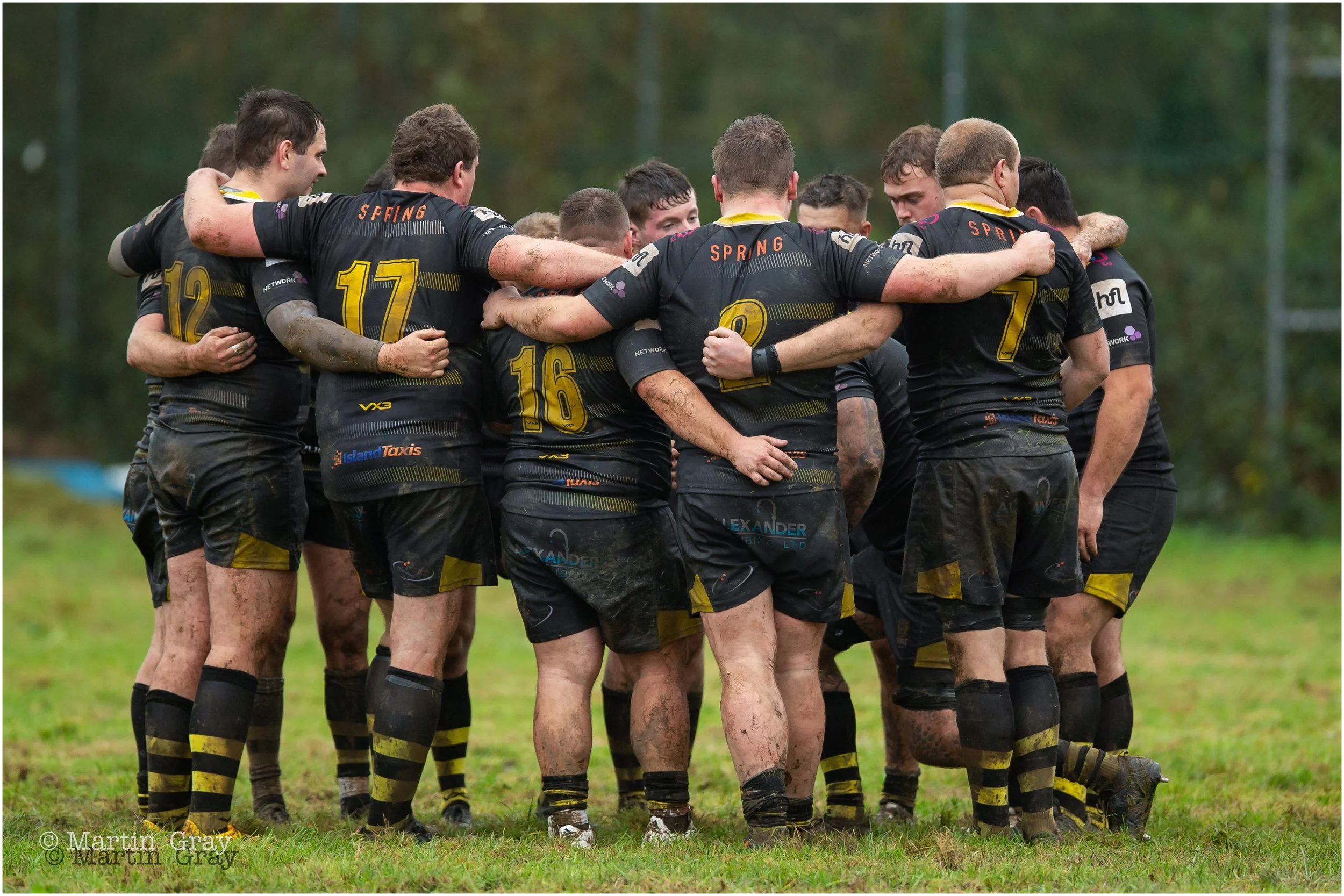 Vikings team huddle-5970.jpg