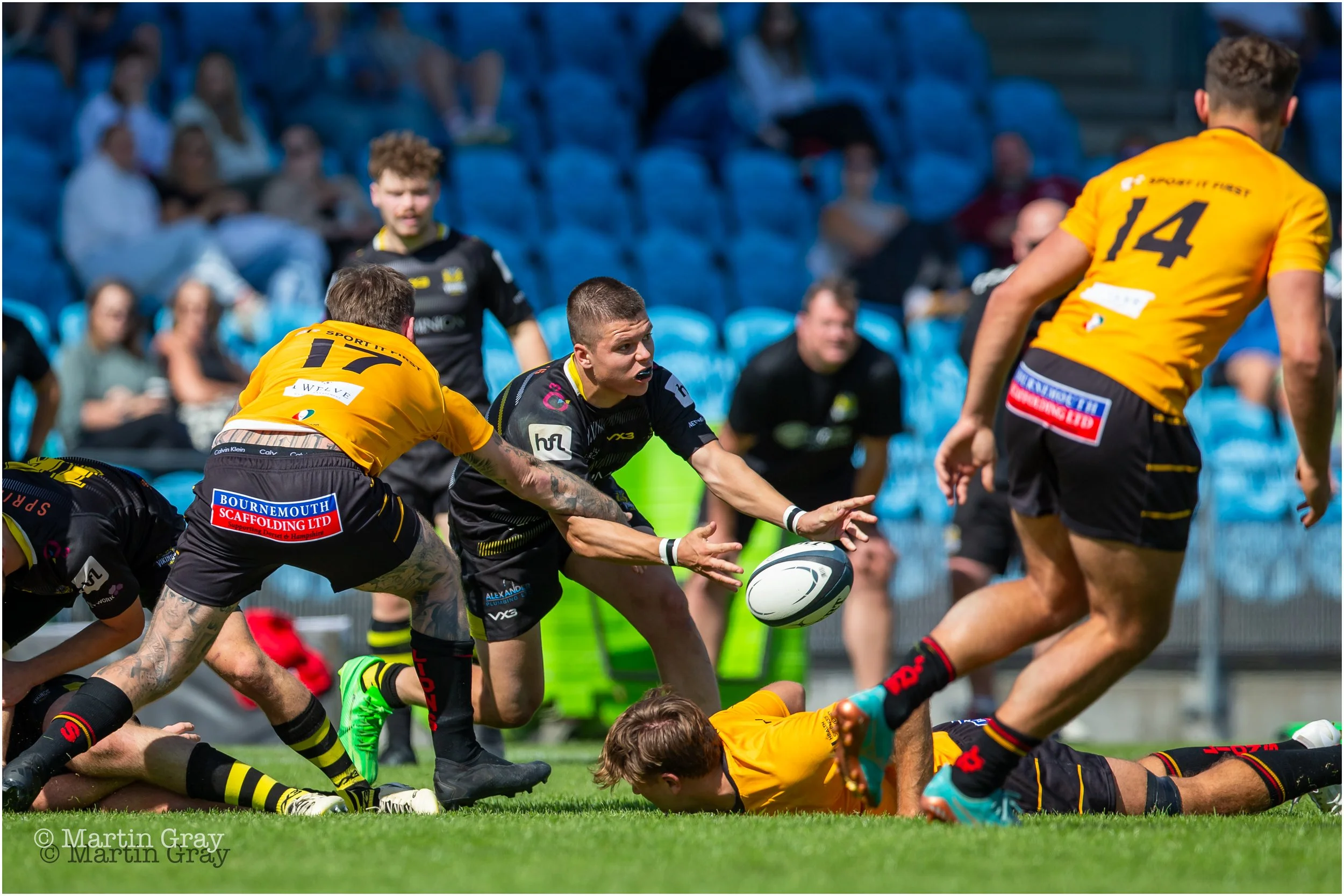 Adam Giles clears a ruck-2898.jpg