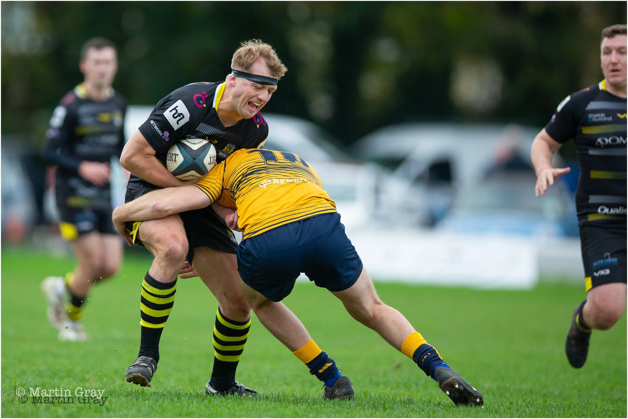 Barnaby Paul runs into a tackle-5166.jpg