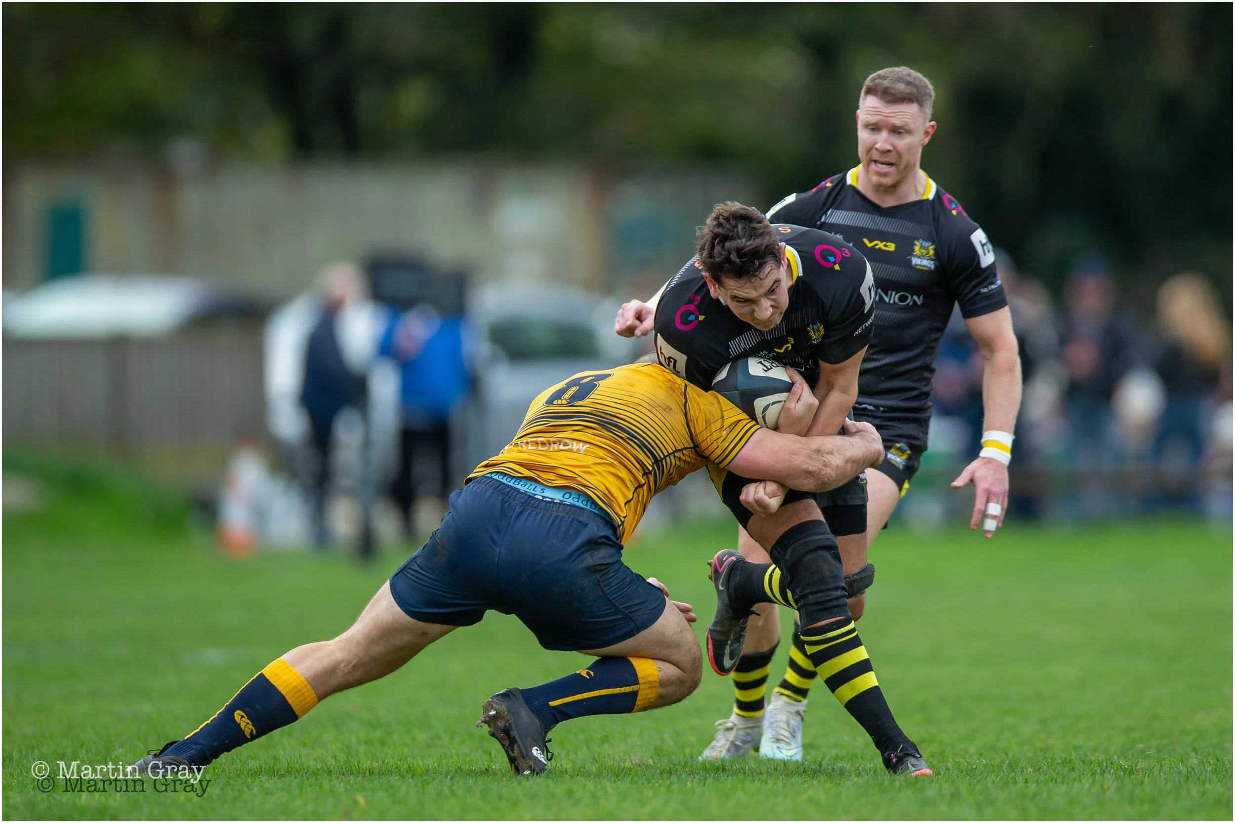 Vikings push forward-5368.jpg