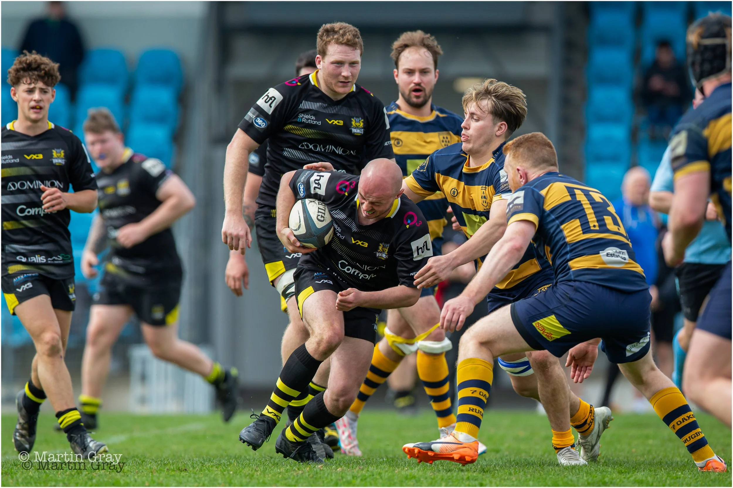 Cam Le Prevost head down into a challenge-0149.jpg