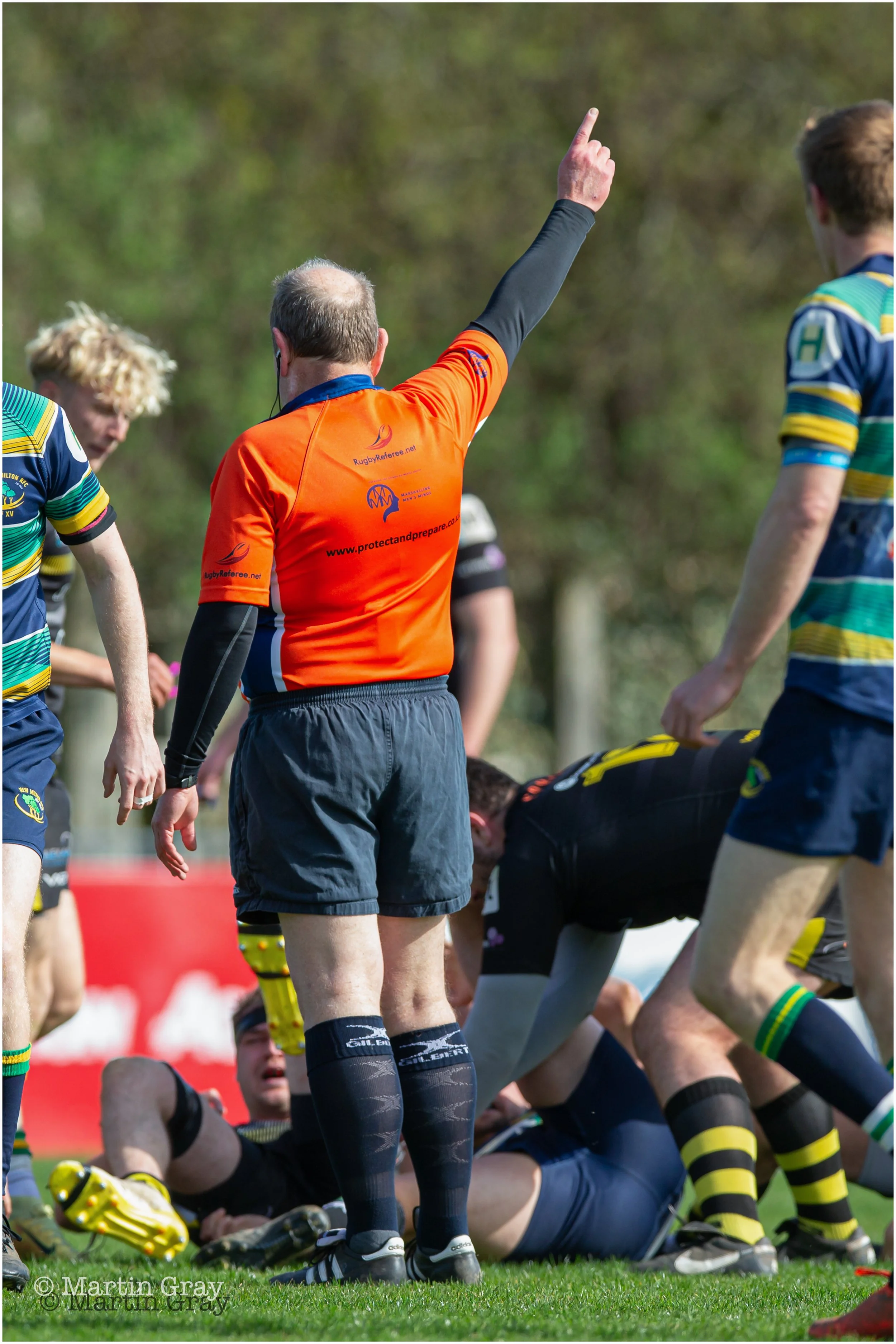 Referee-9458.jpg
