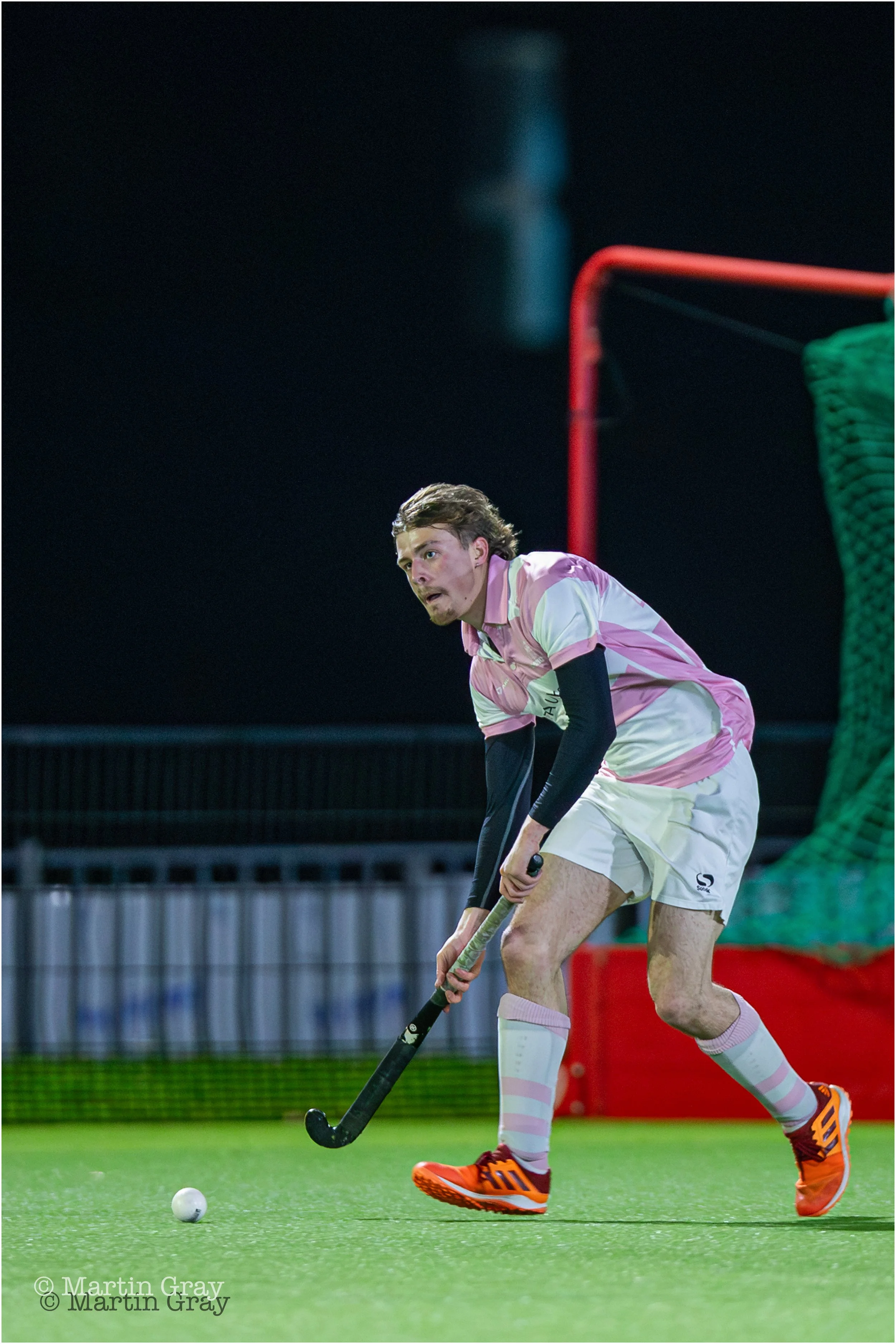 Casuals v Yobbos-1971.jpg