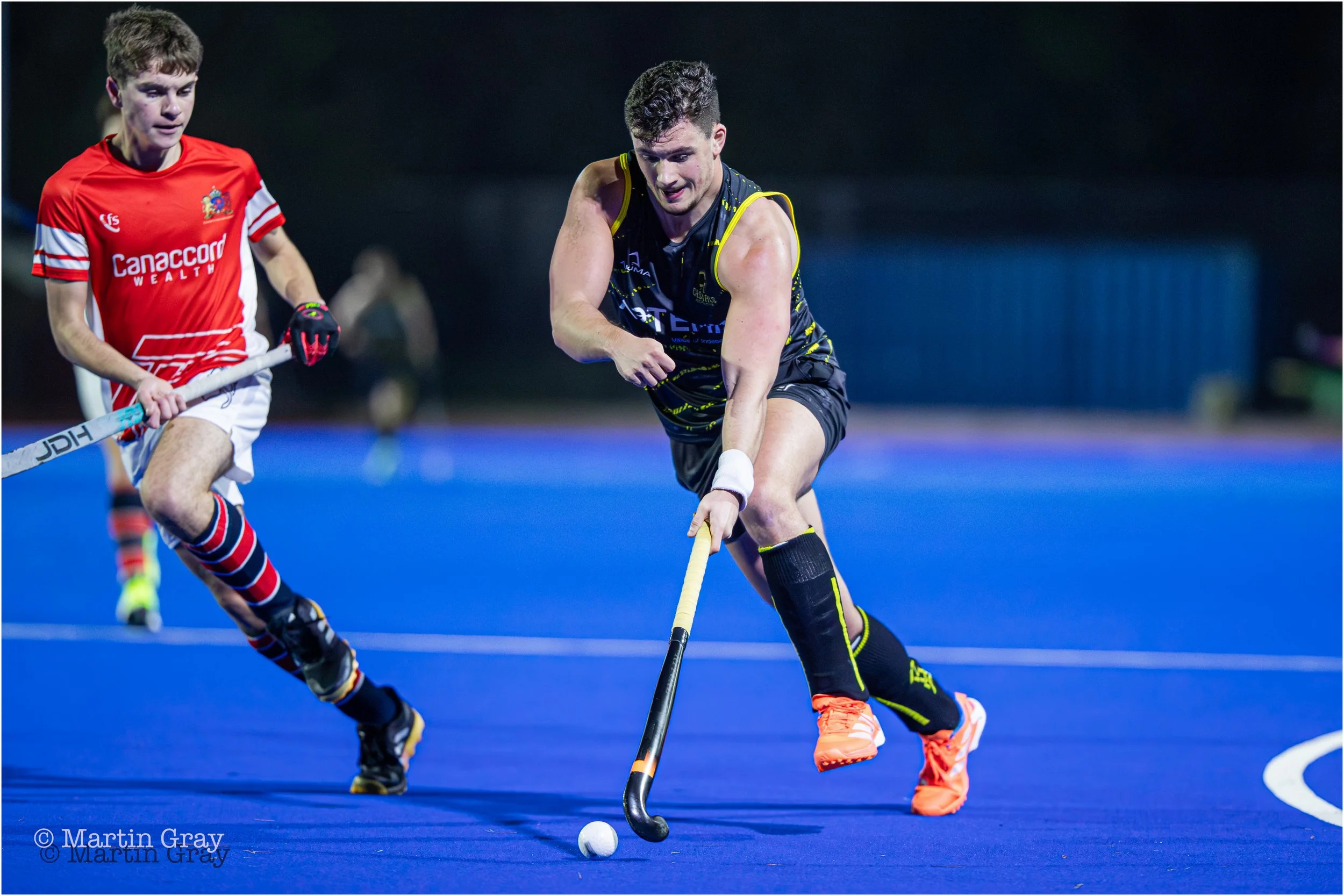 Will Mansell powers forward in attack-2499.jpg