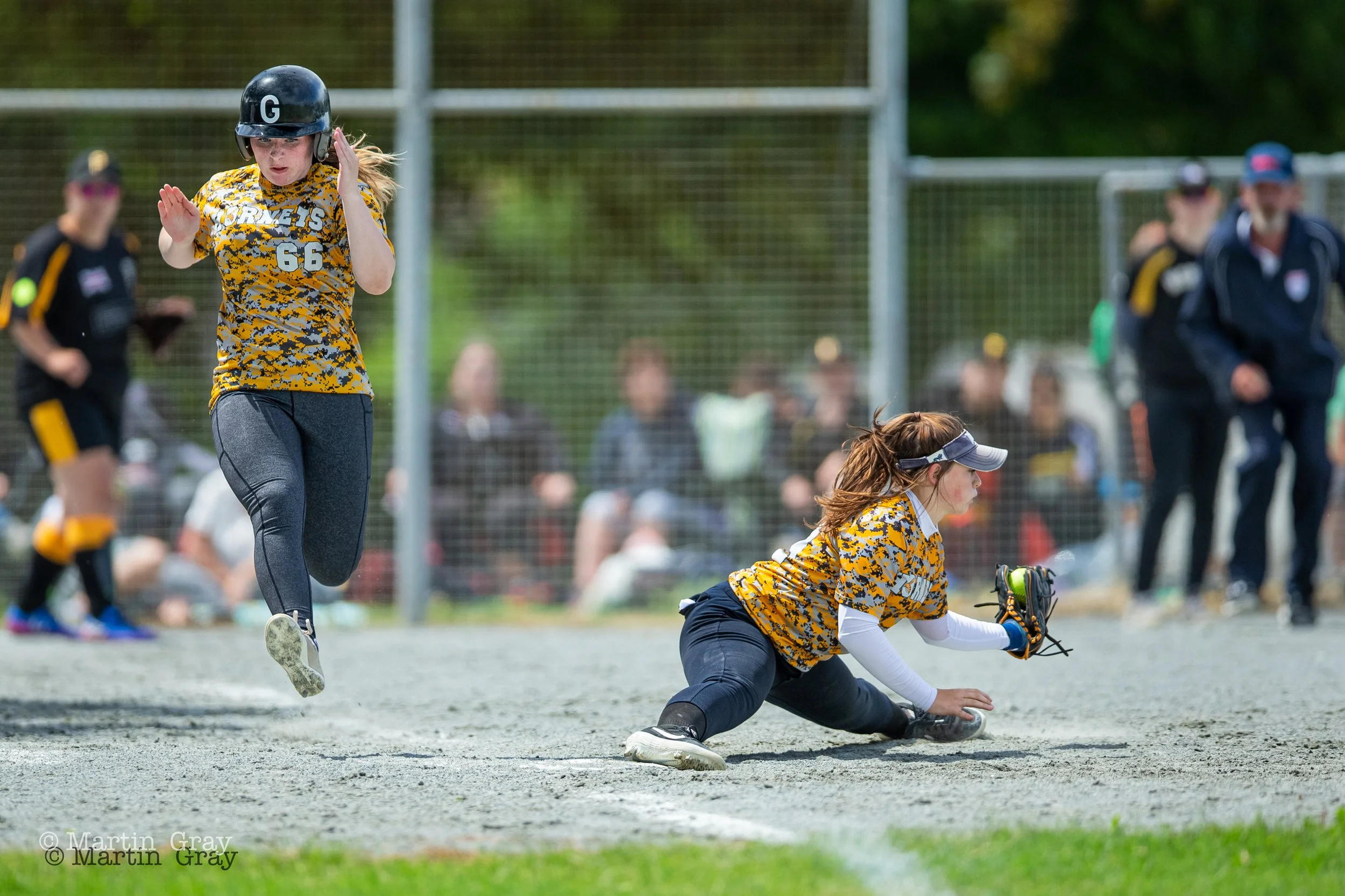 Liv Kenneally out at first to Macy Cortez-3318.jpg