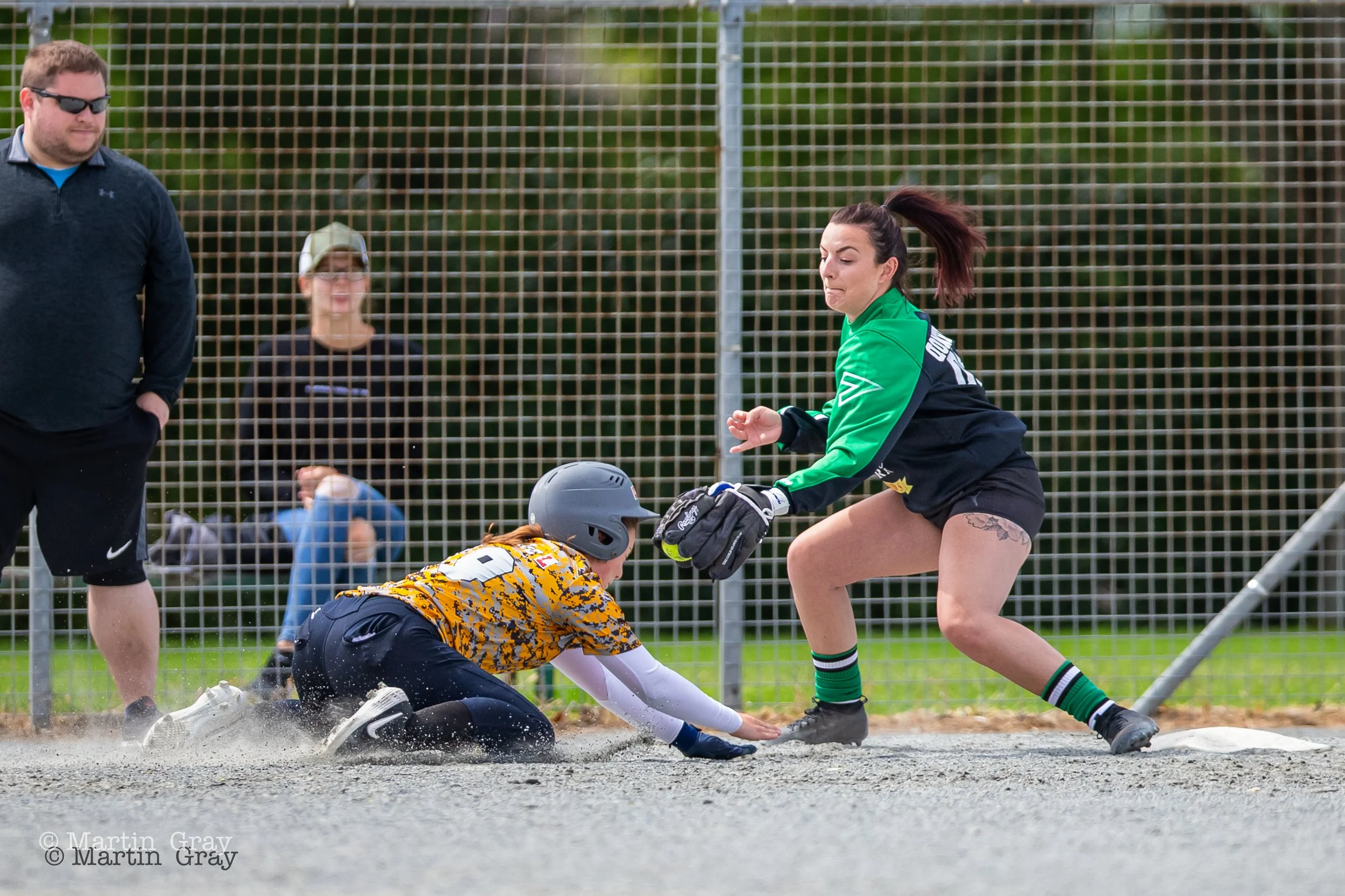 Macy Cortez out at third-3740.jpg