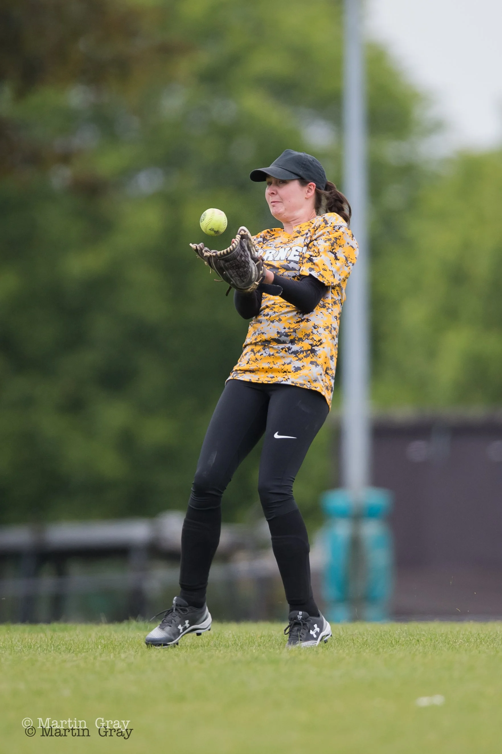 Emilie Batiste attempts an outfield catch -3886.jpg