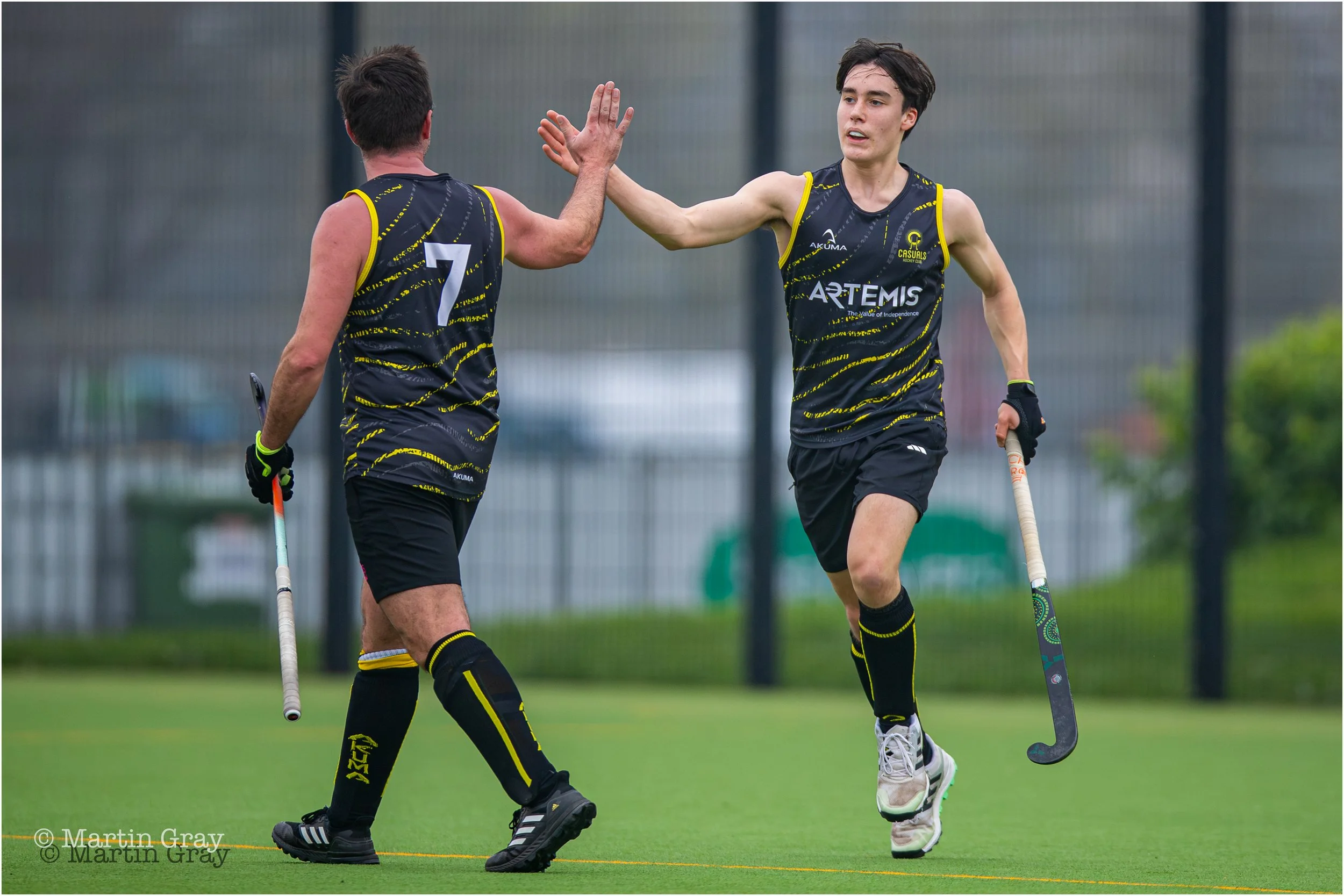 George Moakes celebrates his goal with Damian Wallen-5509.jpg