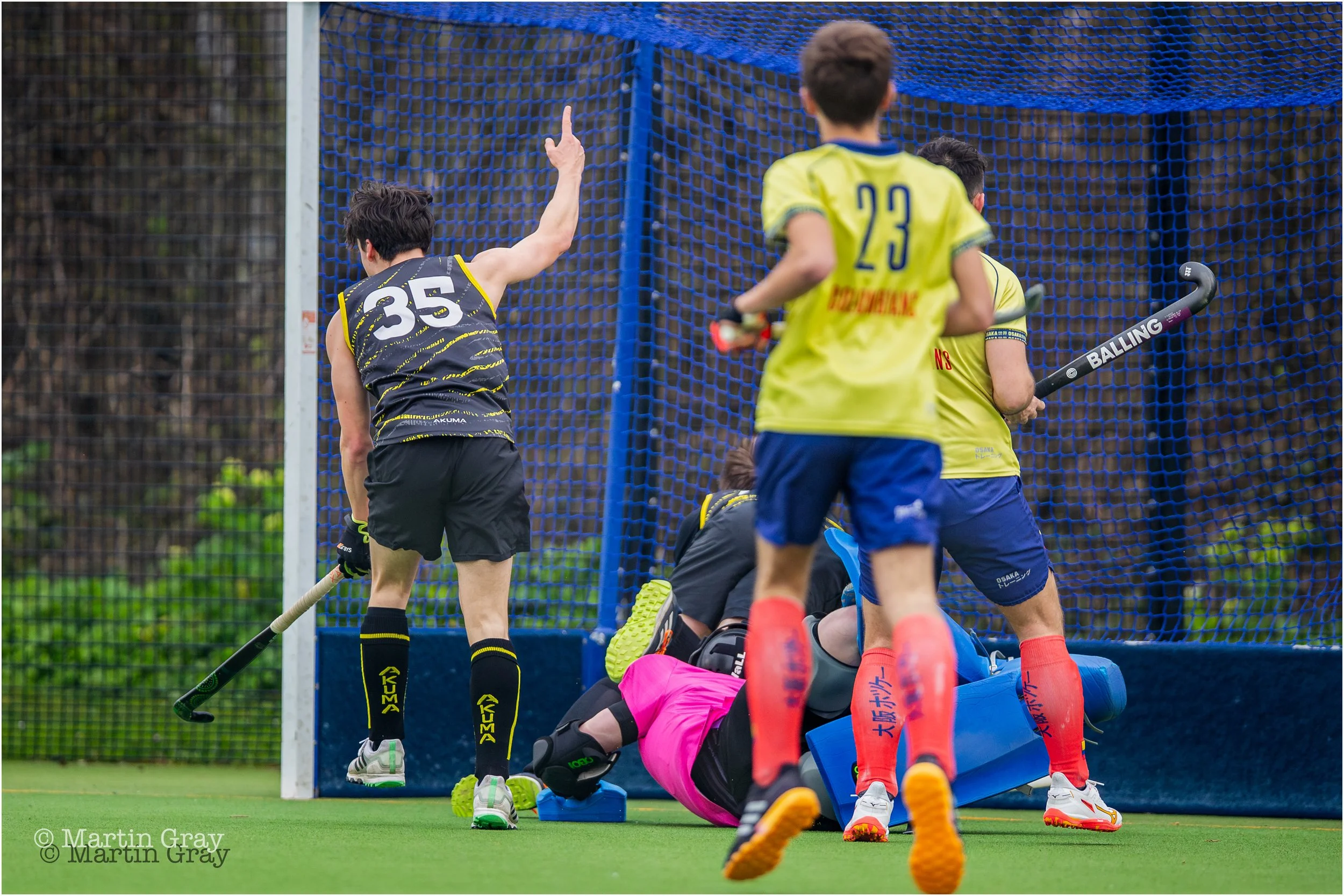 George Moakes scores for Casuals-5485.jpg