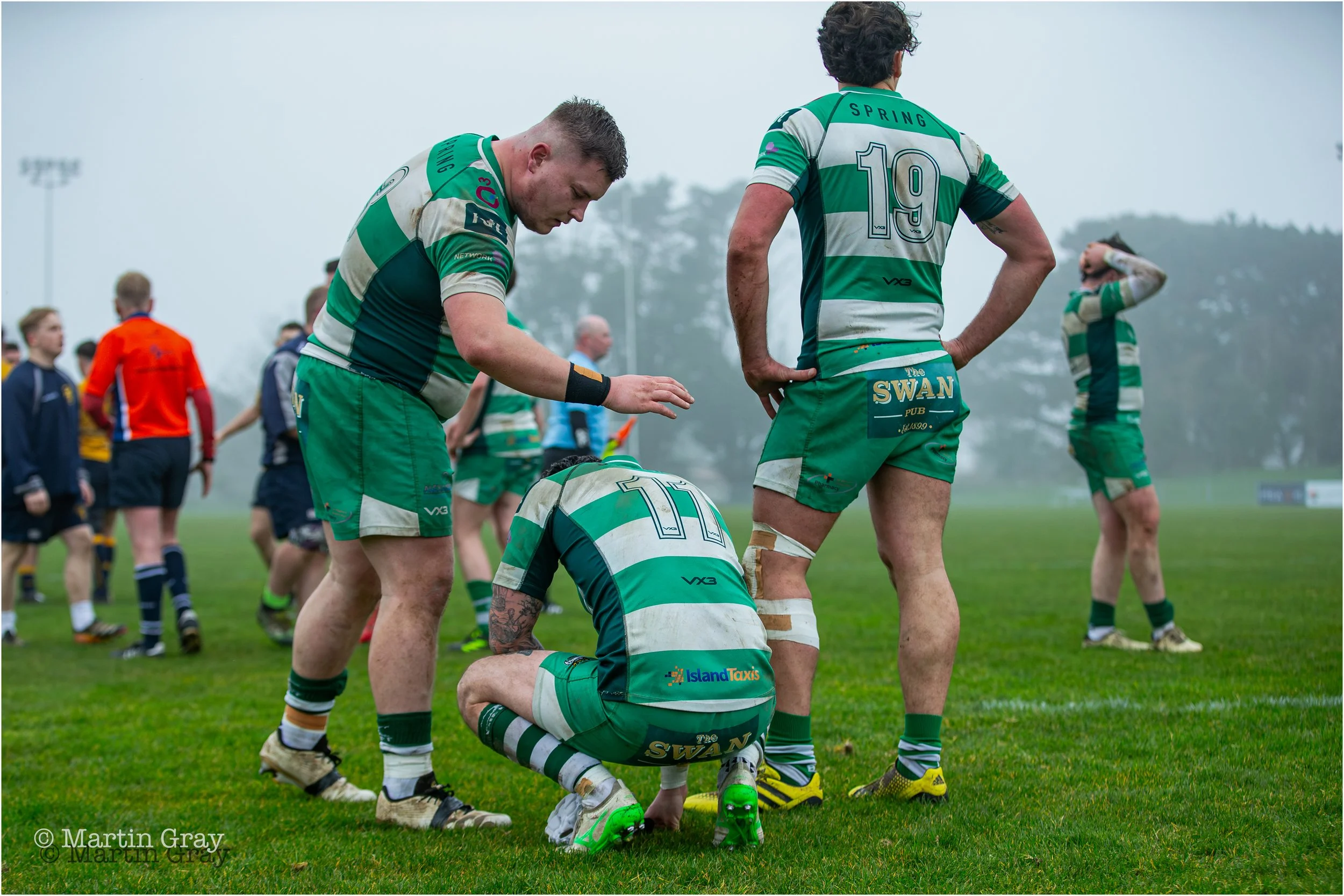 Vikings heads down on final whistle-2883.jpg