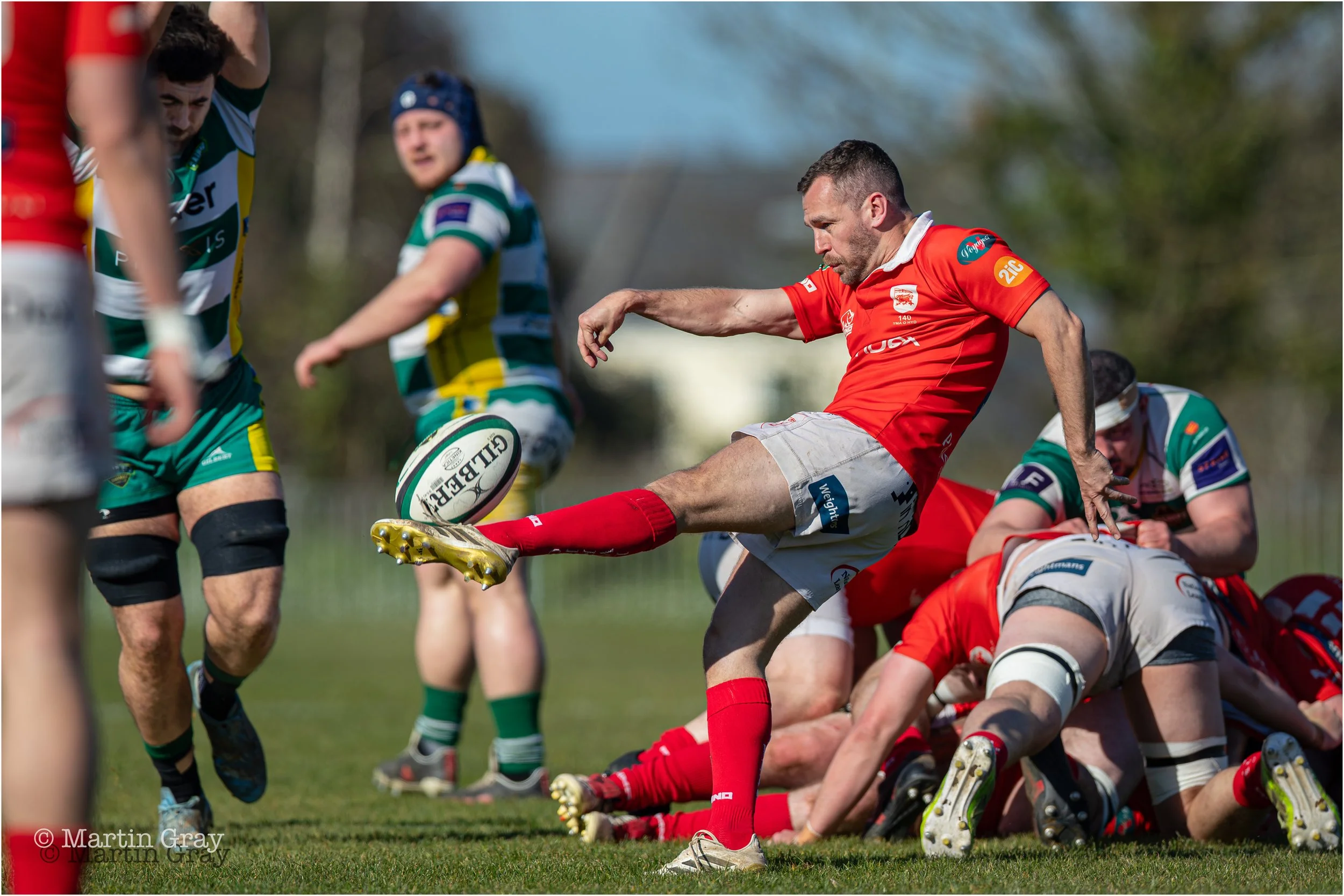 Former Raiders number nine Adam Nixon clears from a ruck-8549.jpg