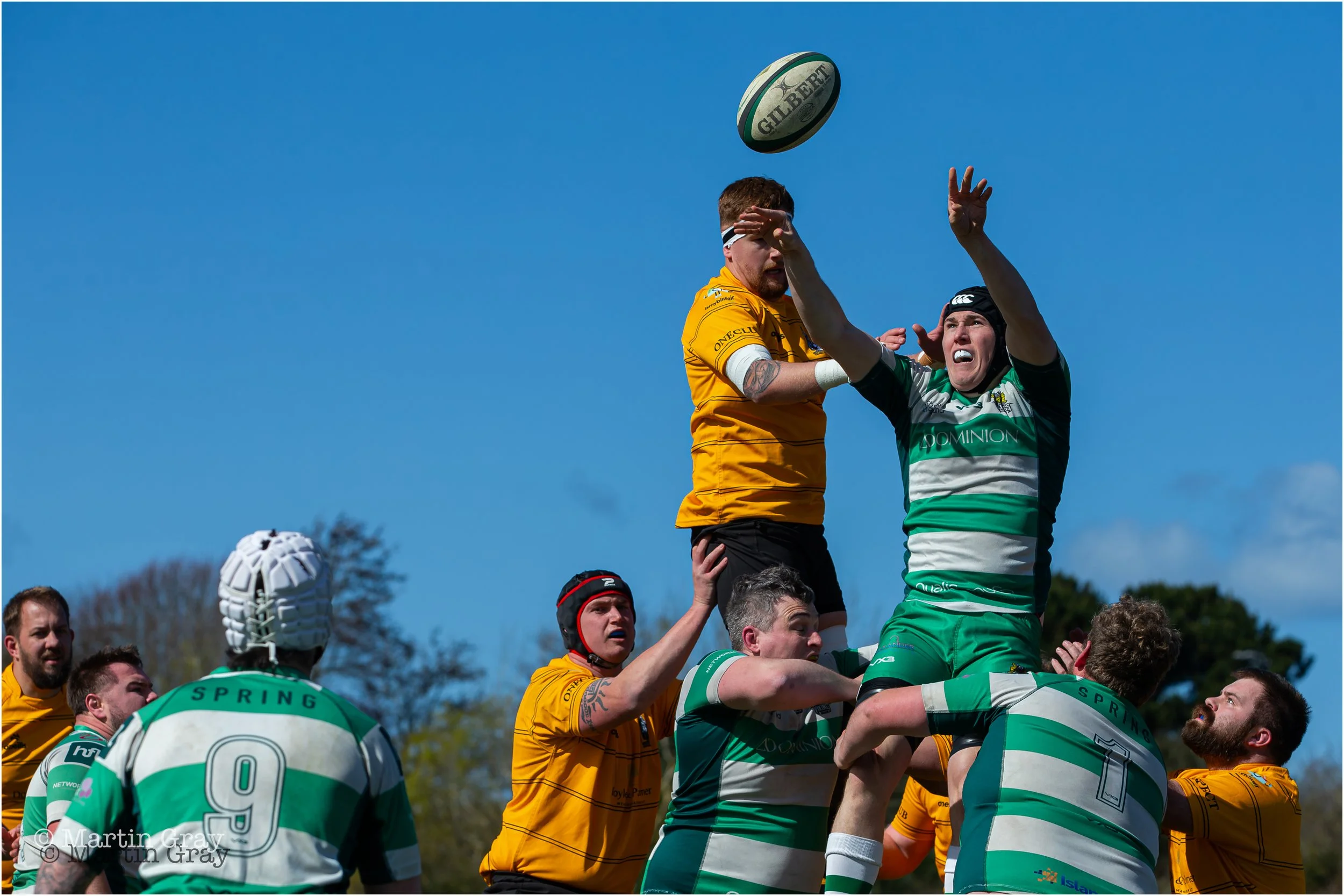 Luke Grigg winning lineout-4643.jpg