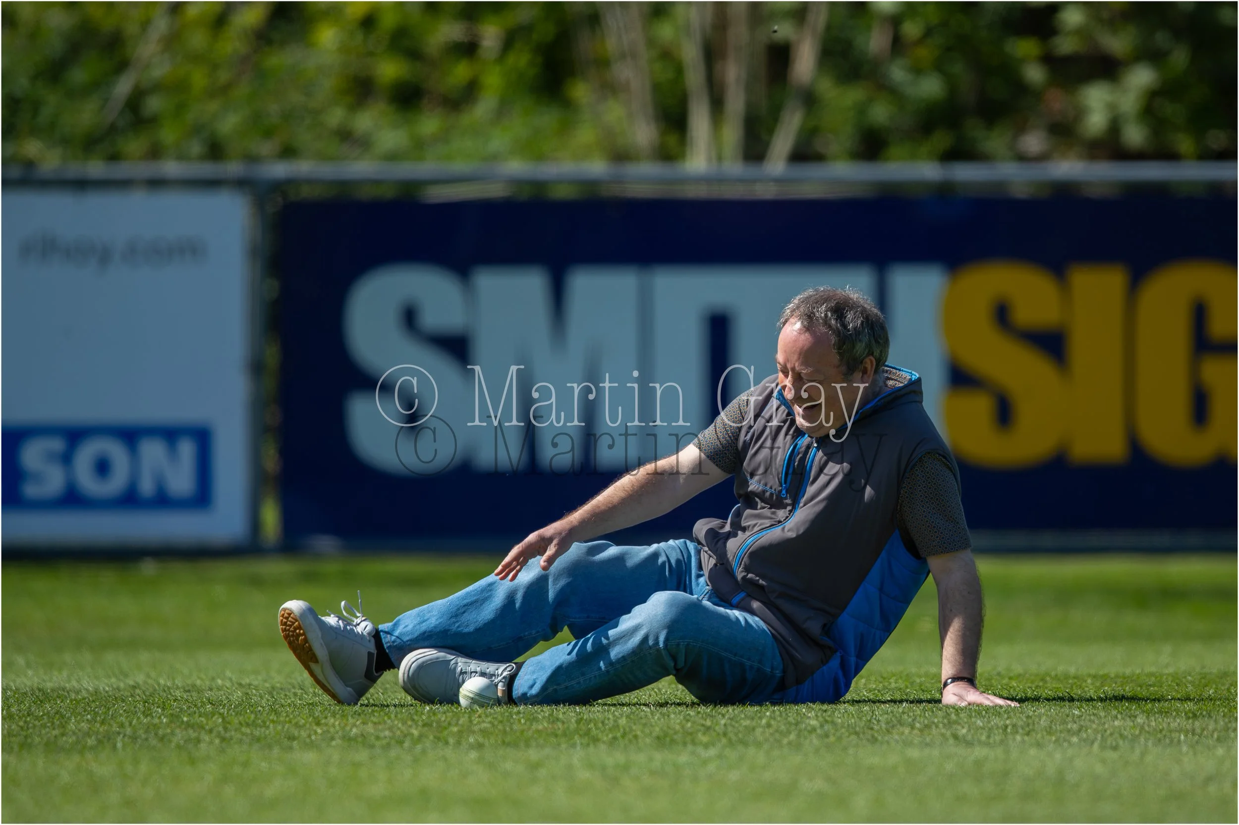 Extra help in fielding-4170.jpg