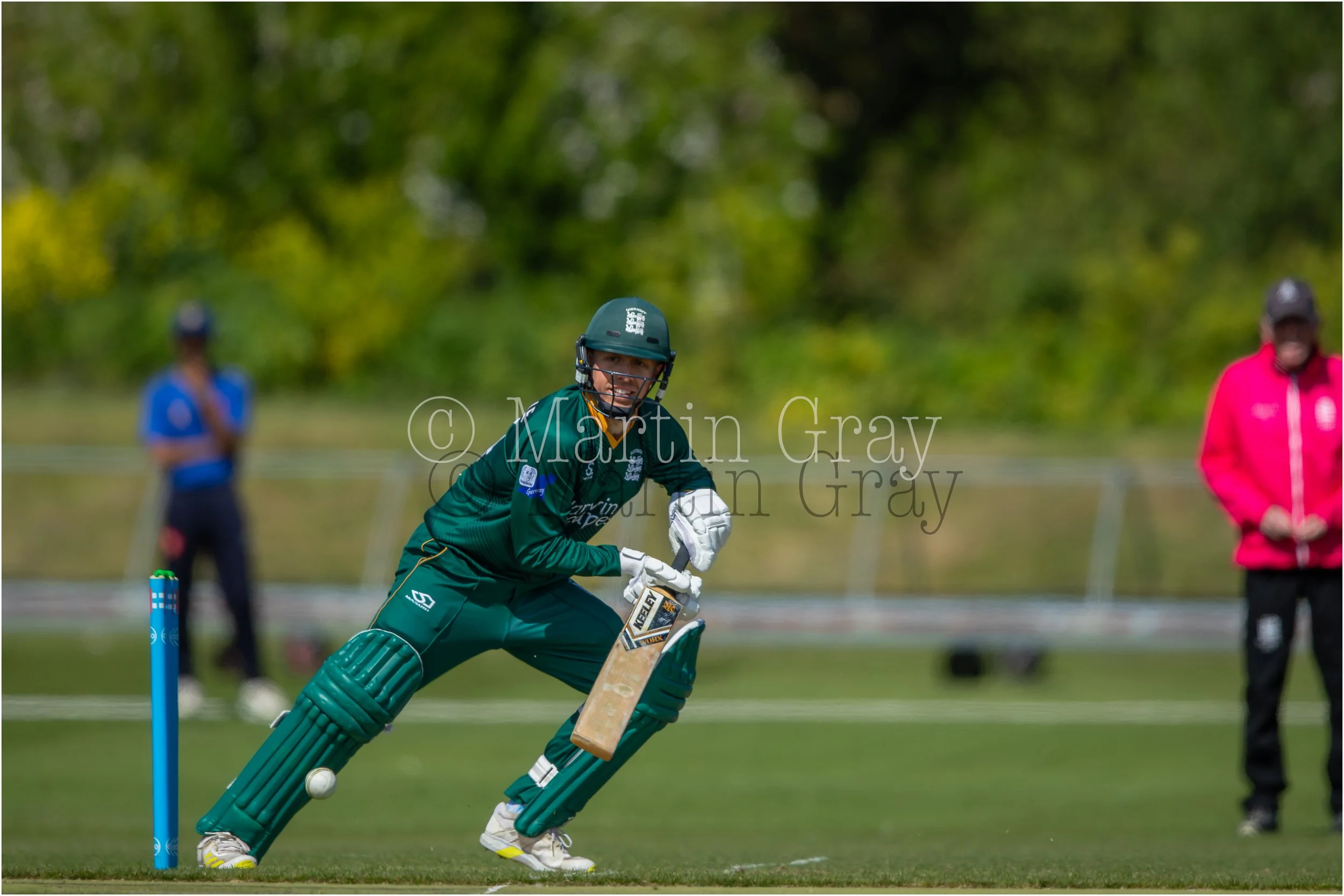 Ollie Nightingale guides a ball behind square on the offside-4215.jpg