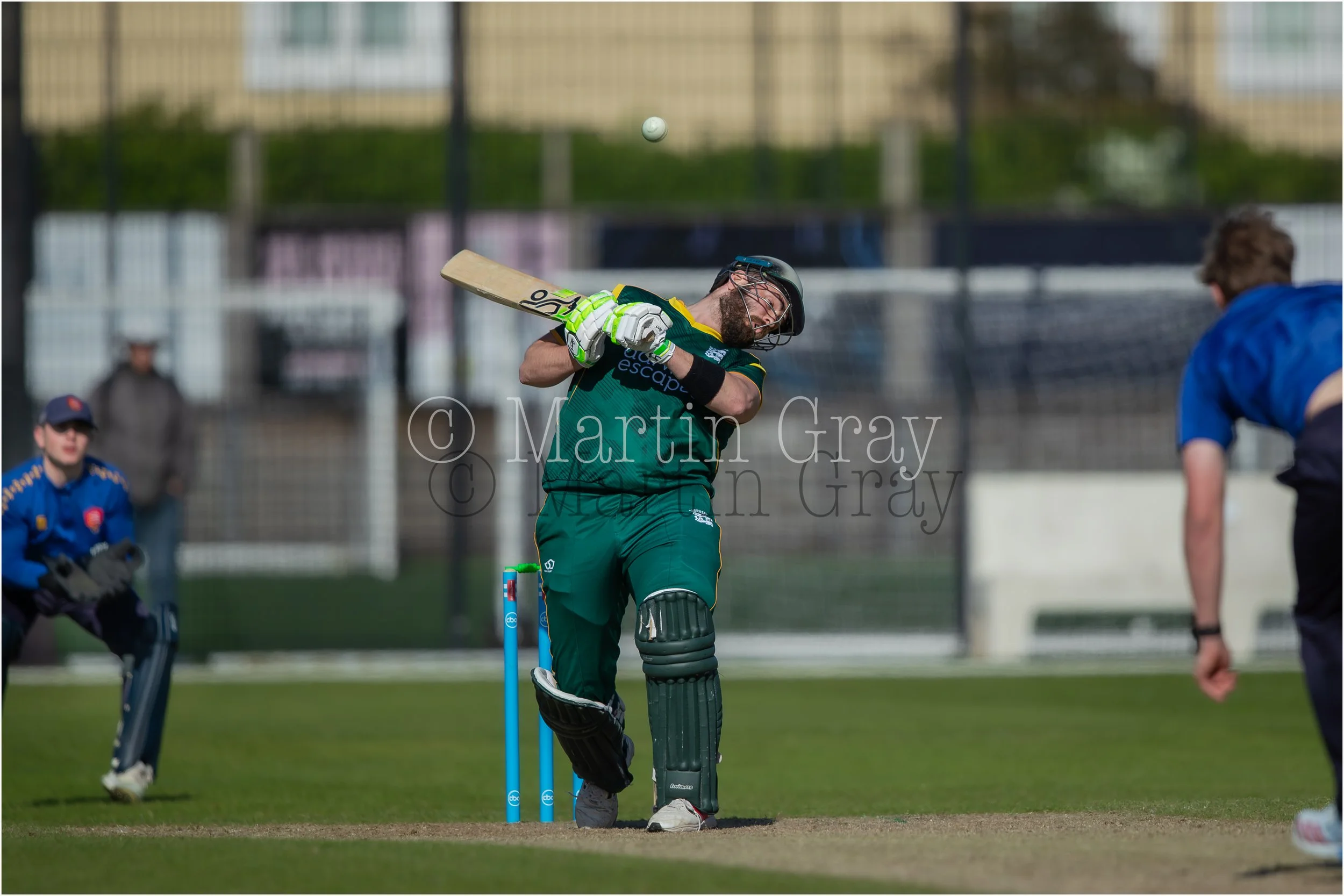 Lucas Barker ducks a bouncer from Jack Auld-4891.jpg