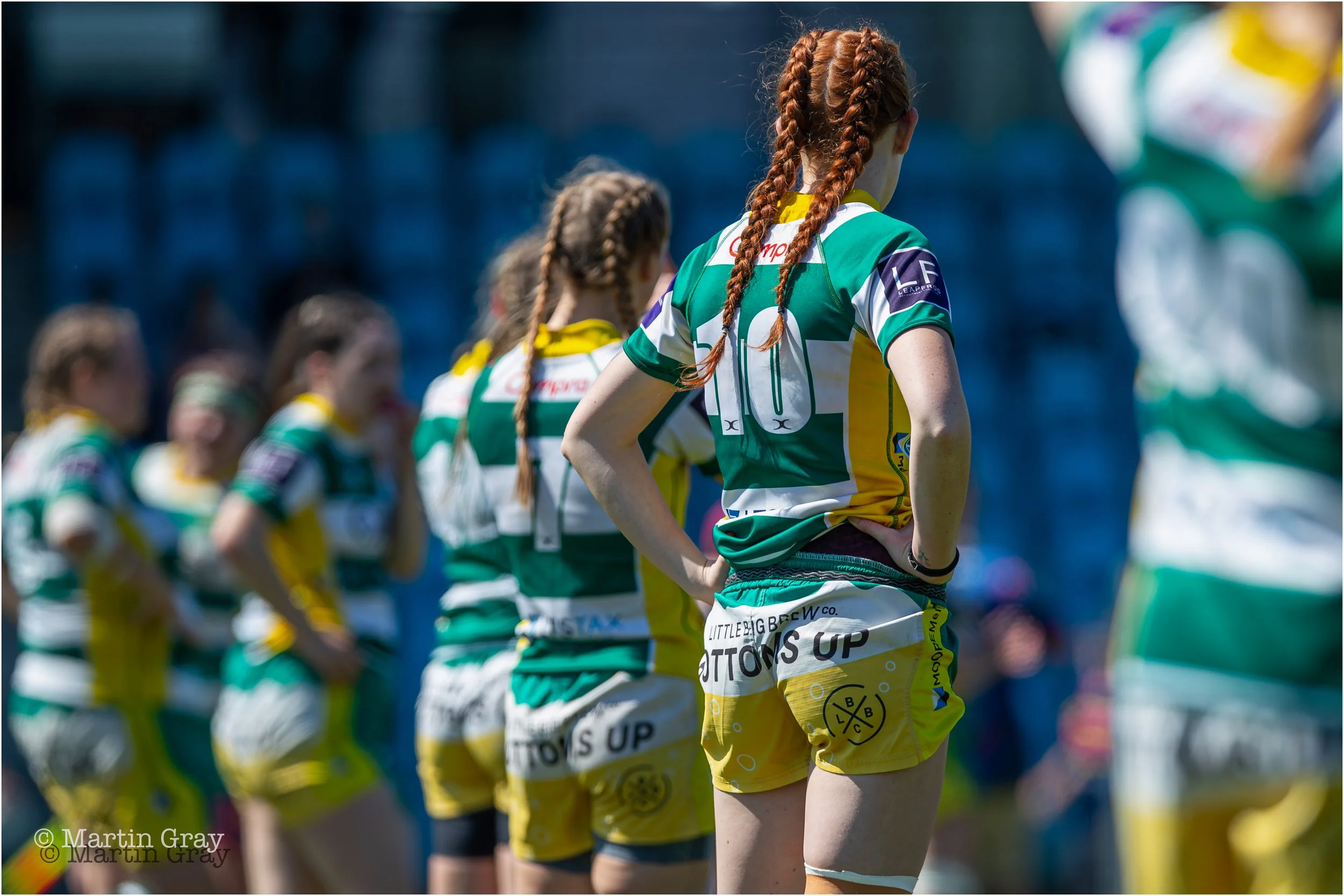 Guernsey Raiders Ladies line up with Molly Farrell-6920.jpg