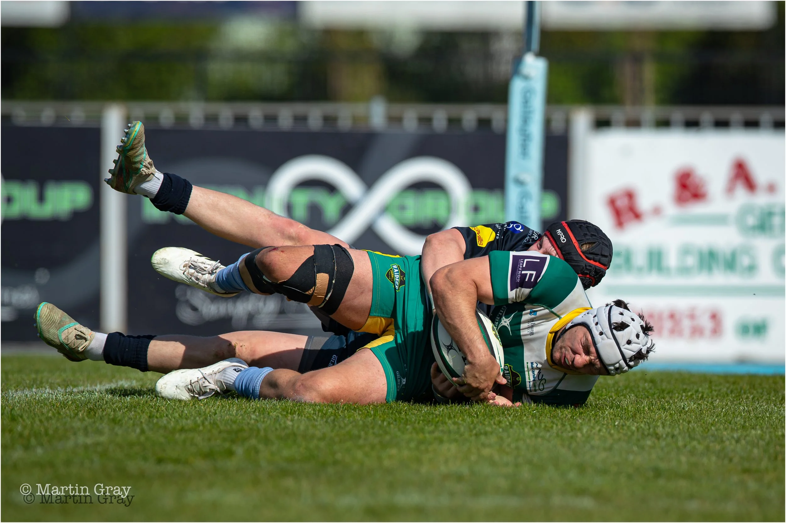 John Dawe goes over for a second half Try-7506.jpg