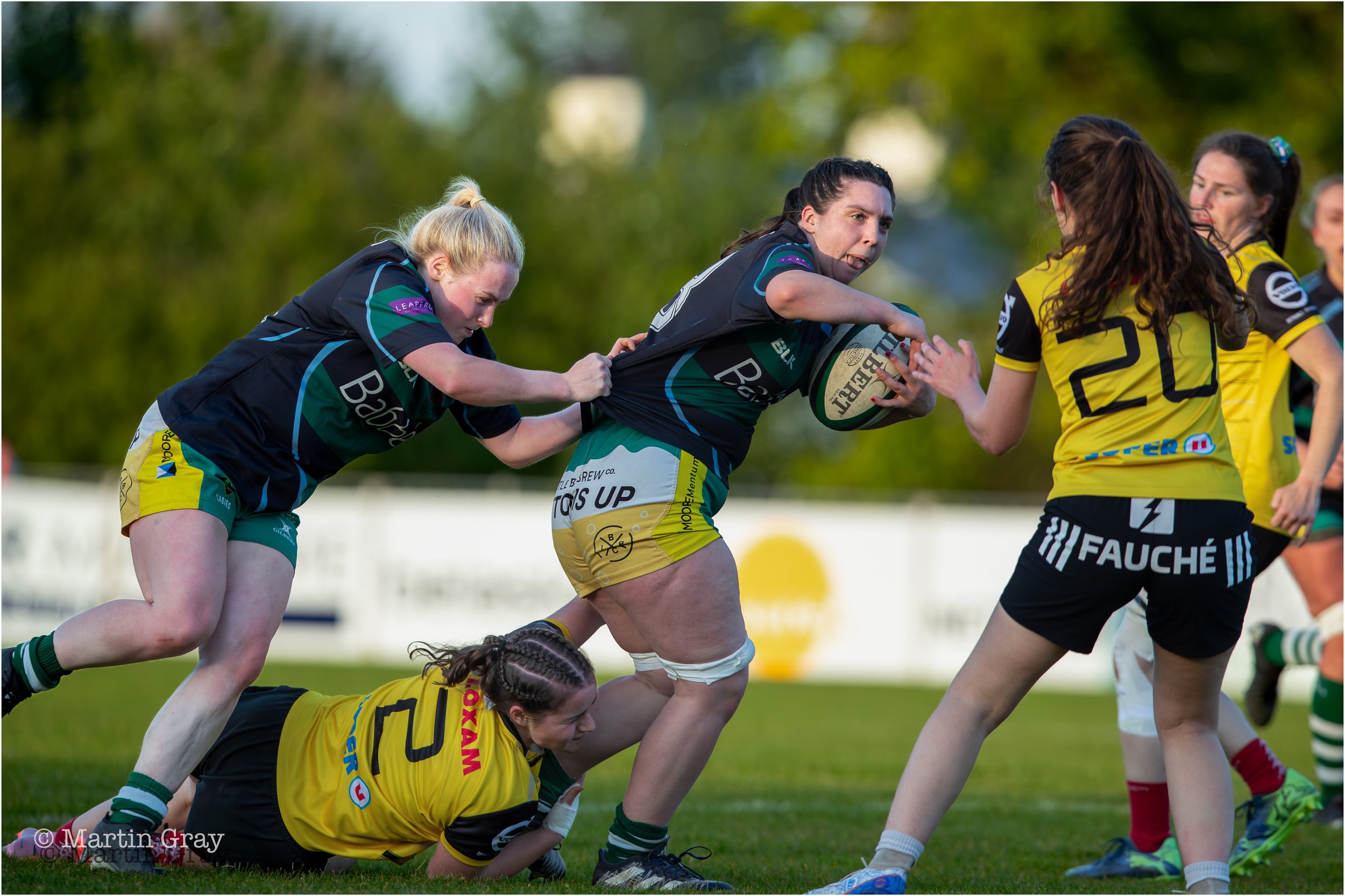 Poppy Inder and Liv Gibbs drive forward-8149.jpg