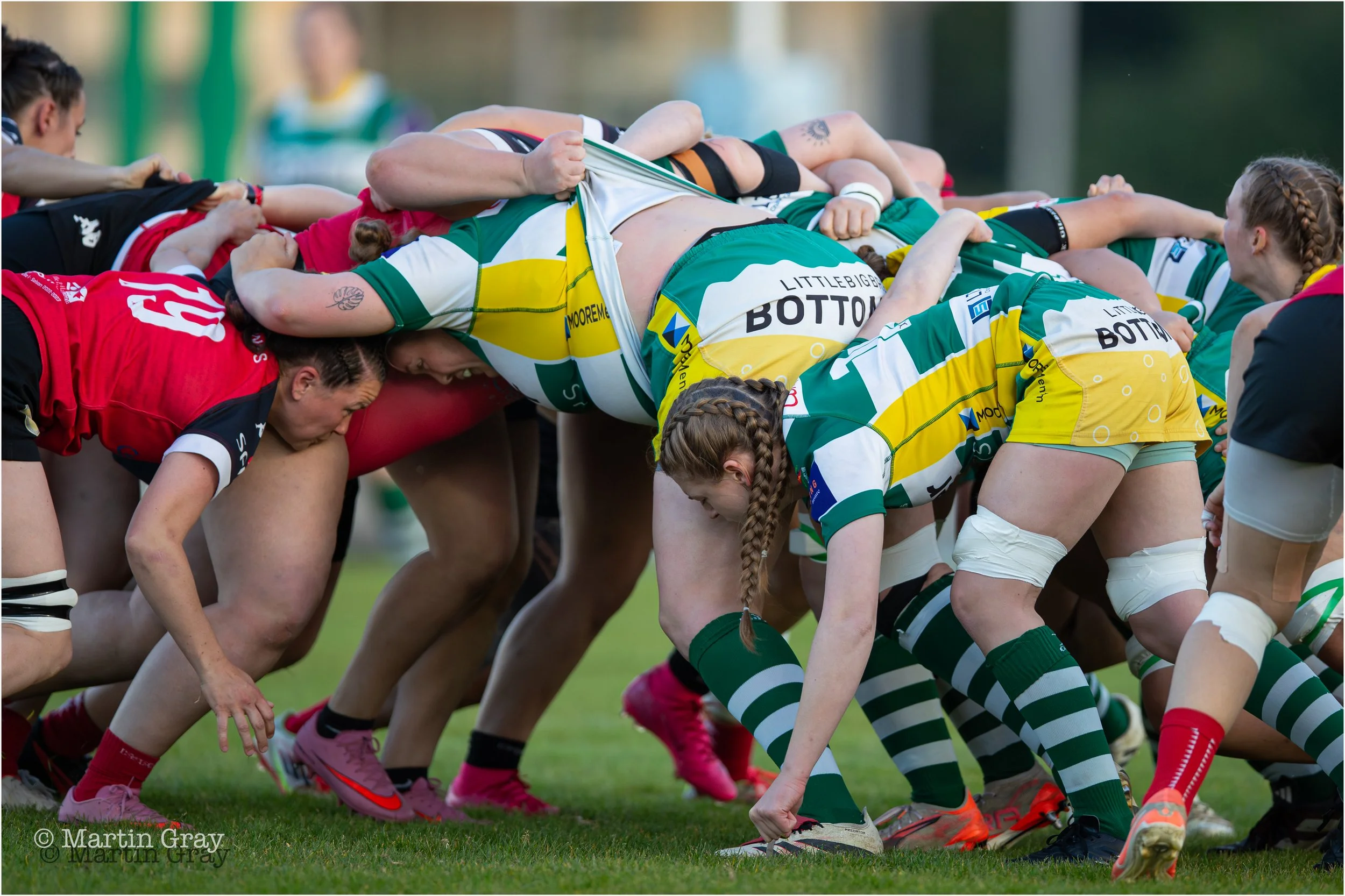 Raiders Ladies scrum-8269.jpg