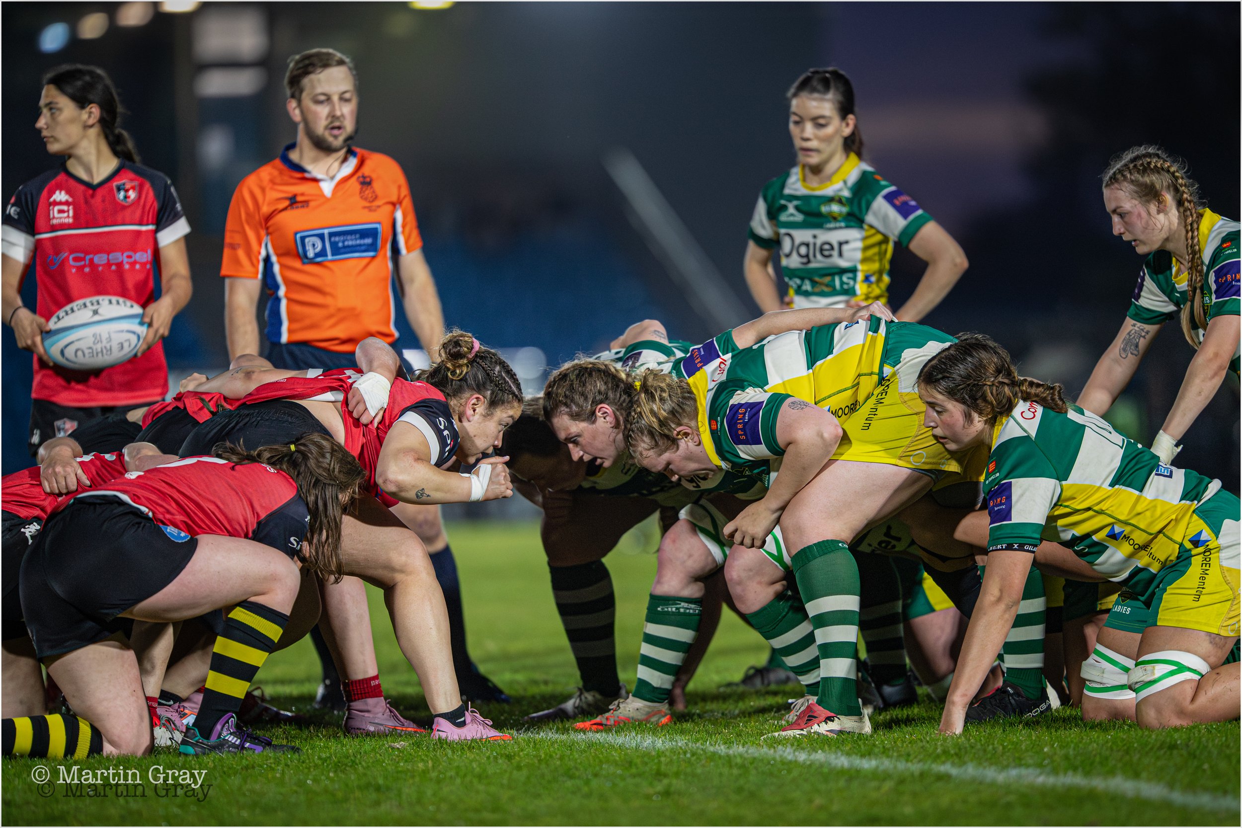 Raiders Ladies scrum-9005.jpg