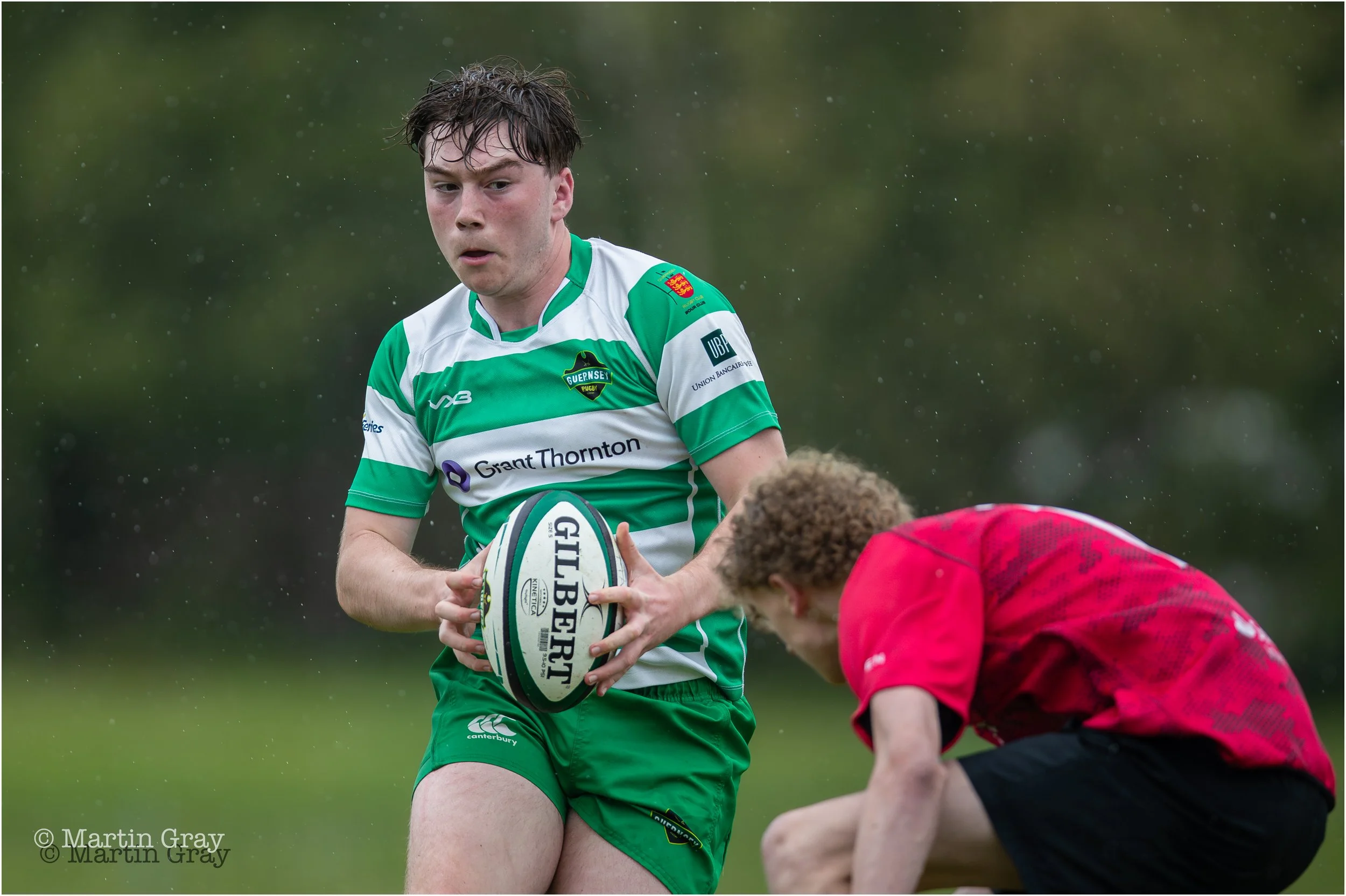 Joe Prince eyes up a challenge-9324.jpg