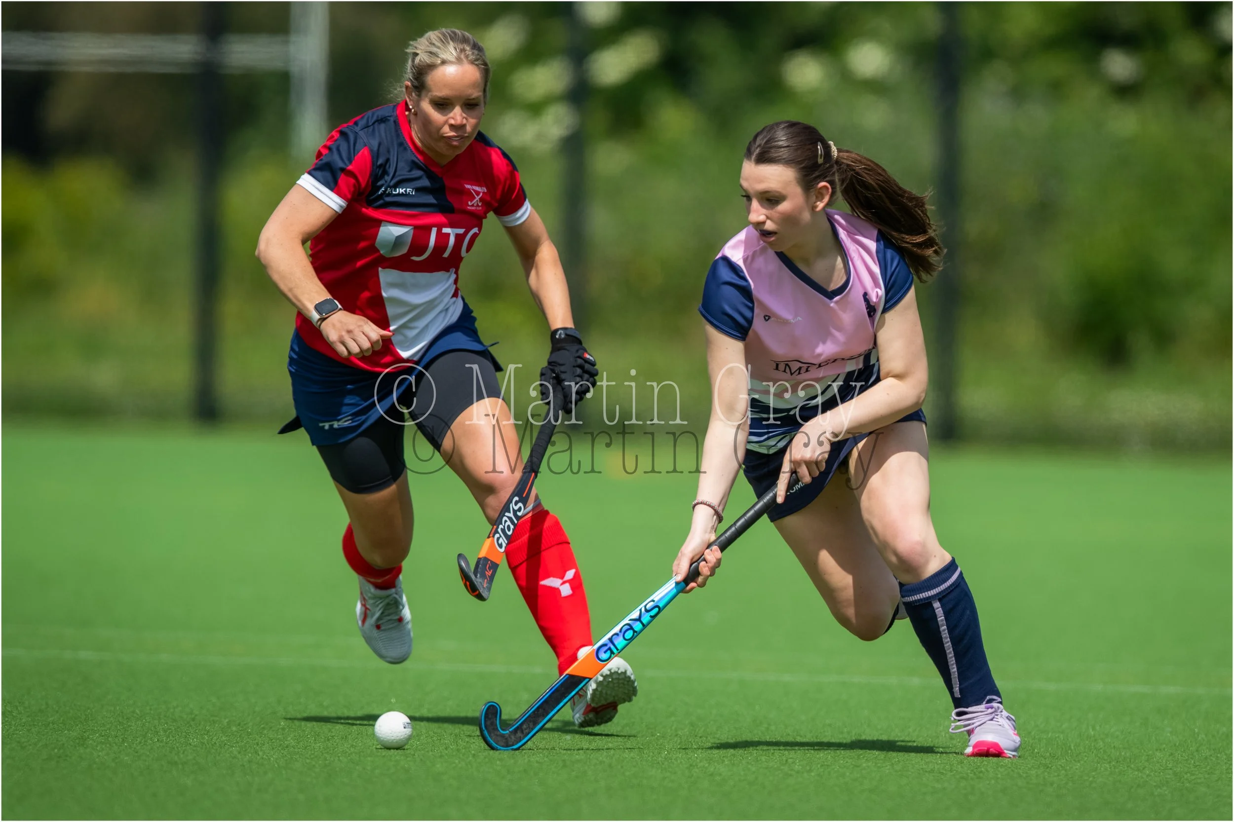 Gracie Guille pushes forward-2996.jpg