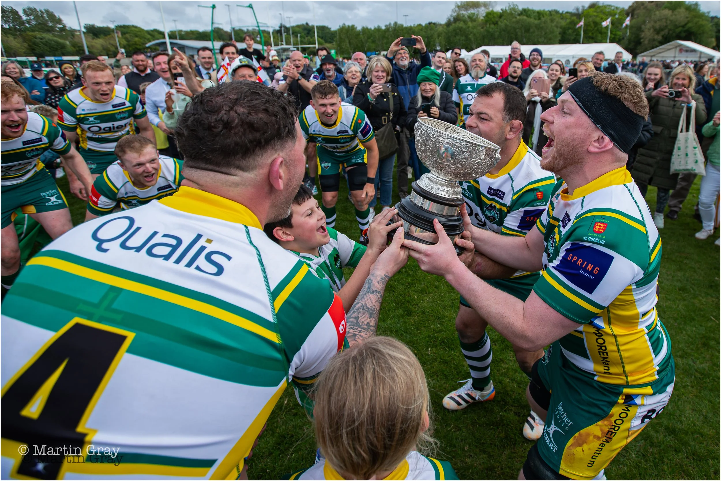 Dom Rice lifts the Siam Cup-6837.jpg
