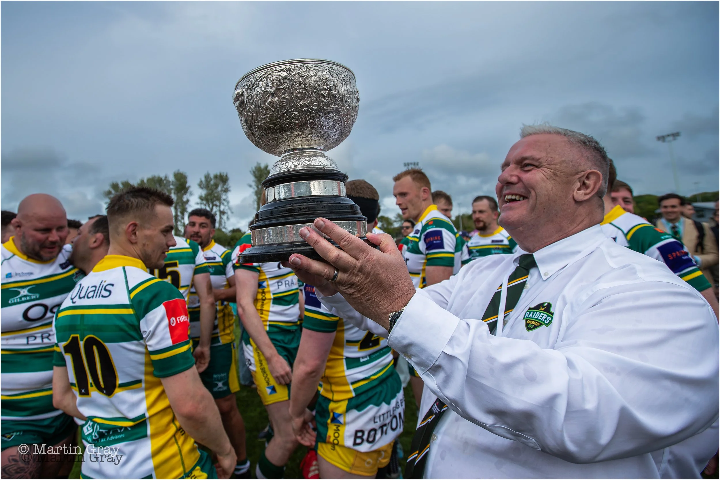 Gary Haycock-West and Siam Cup-7002.jpg