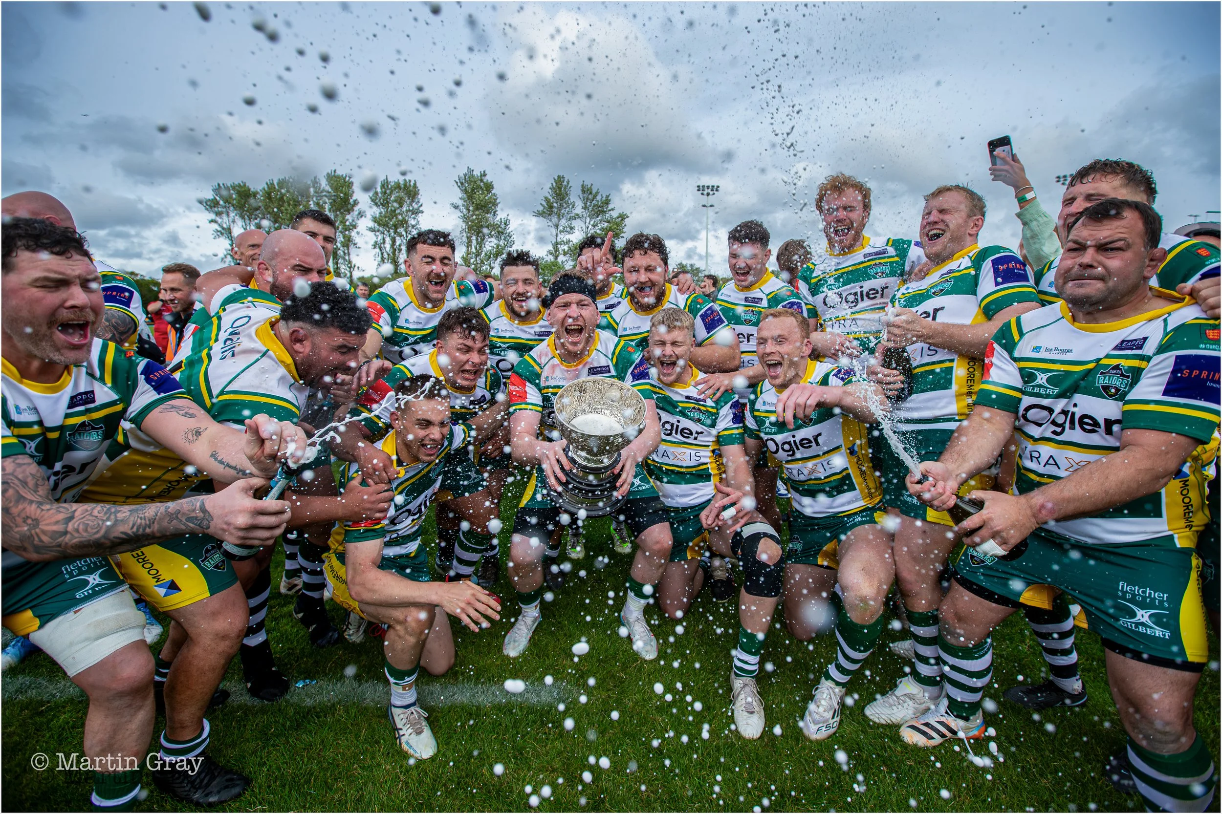Raiders celebrate regaining the 2026 Siam Cup-6883.jpg