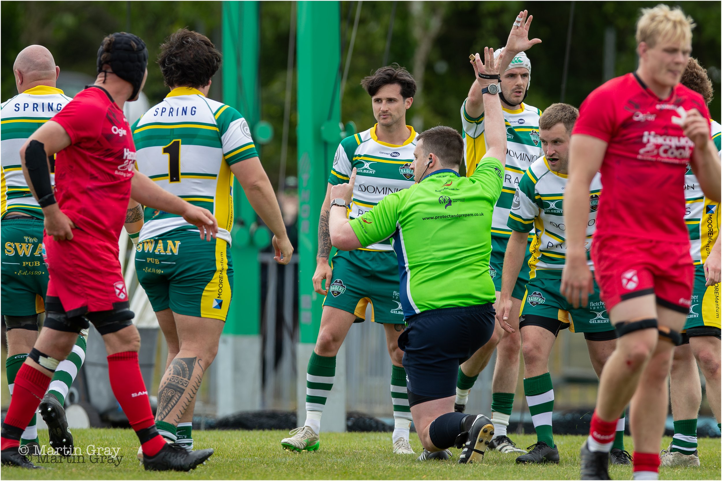 Referee-4539.jpg