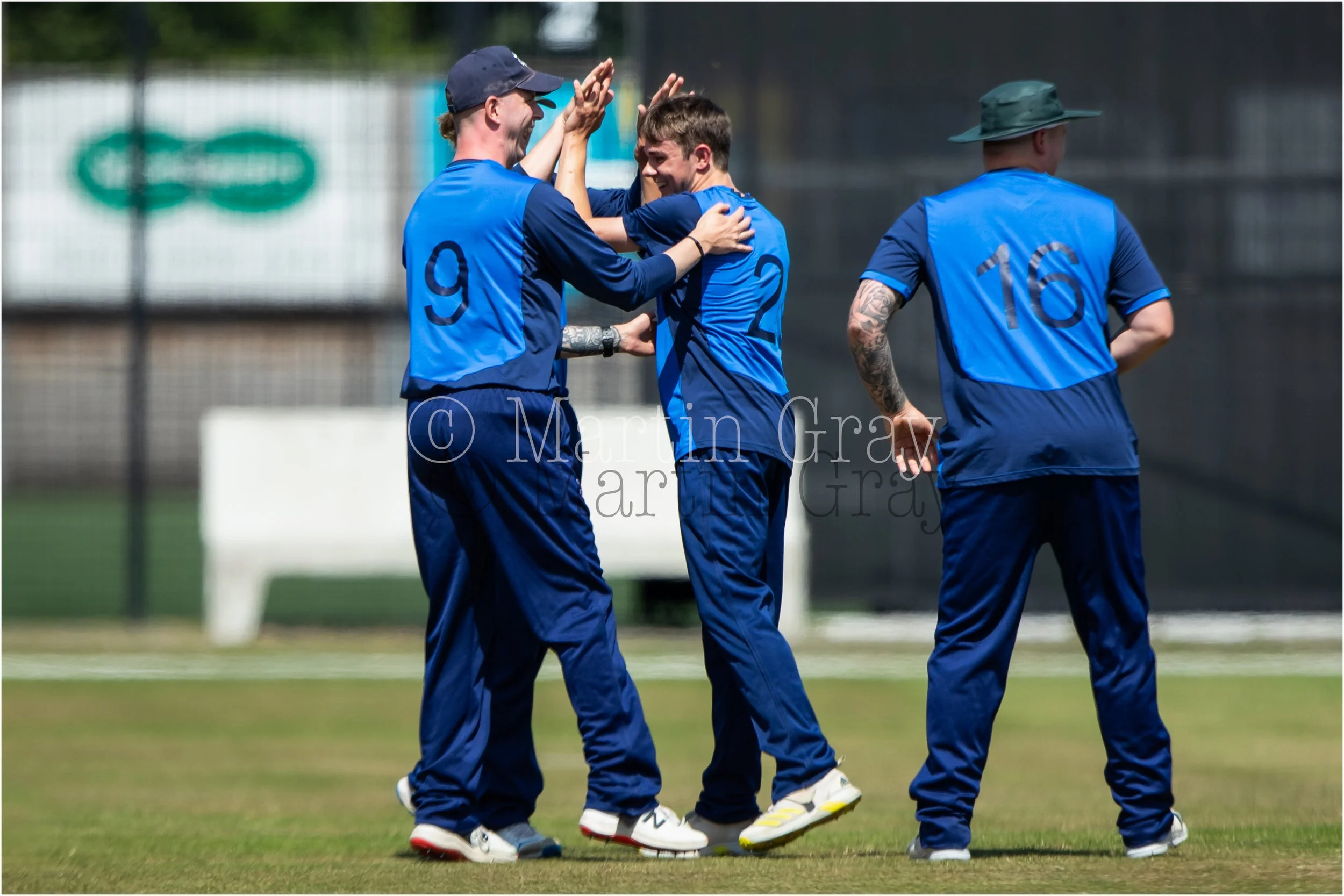 Mavericks celebrate-2265.jpg