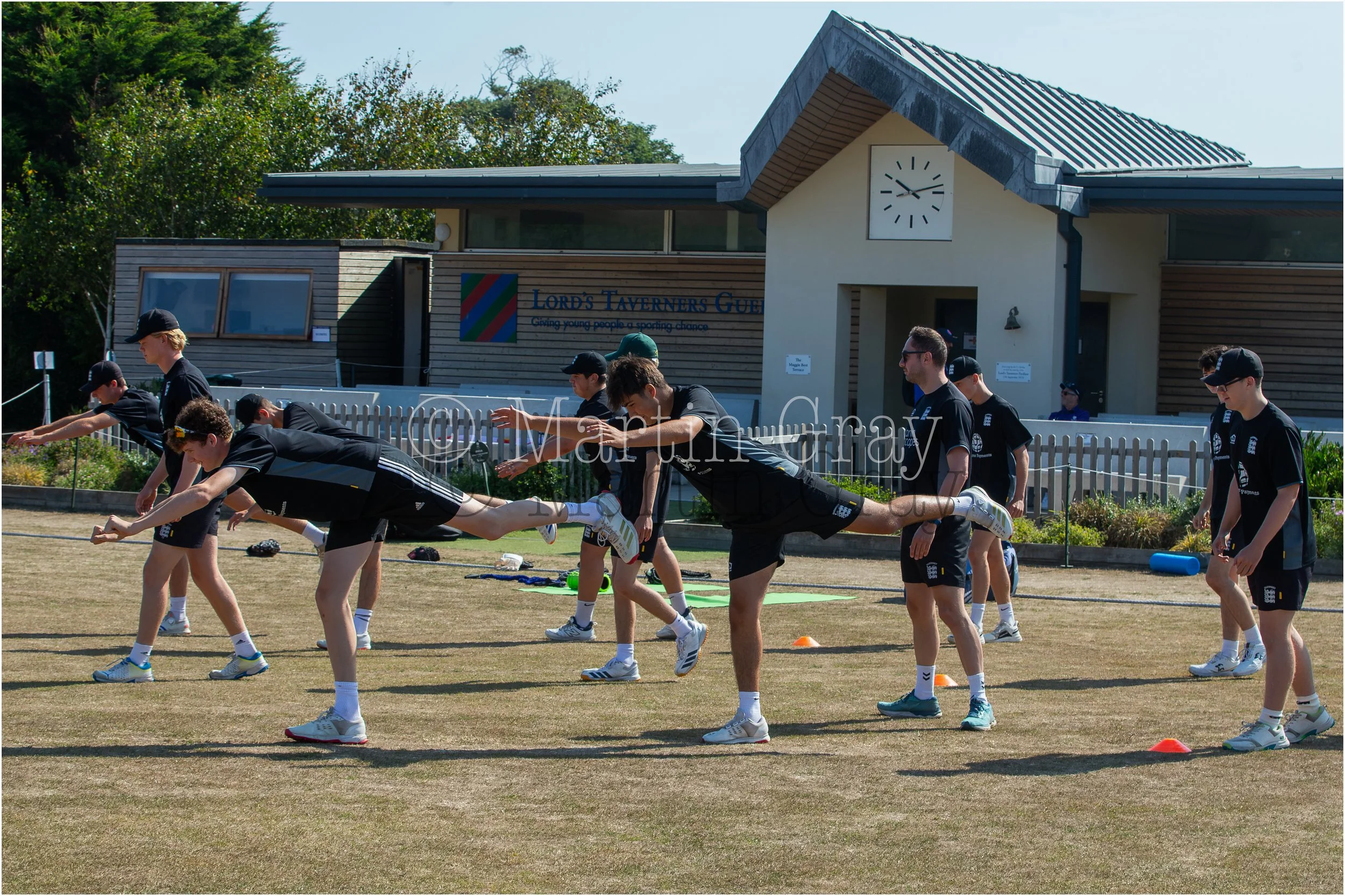 Guernsey v France ICC CWC Q-8820.jpg