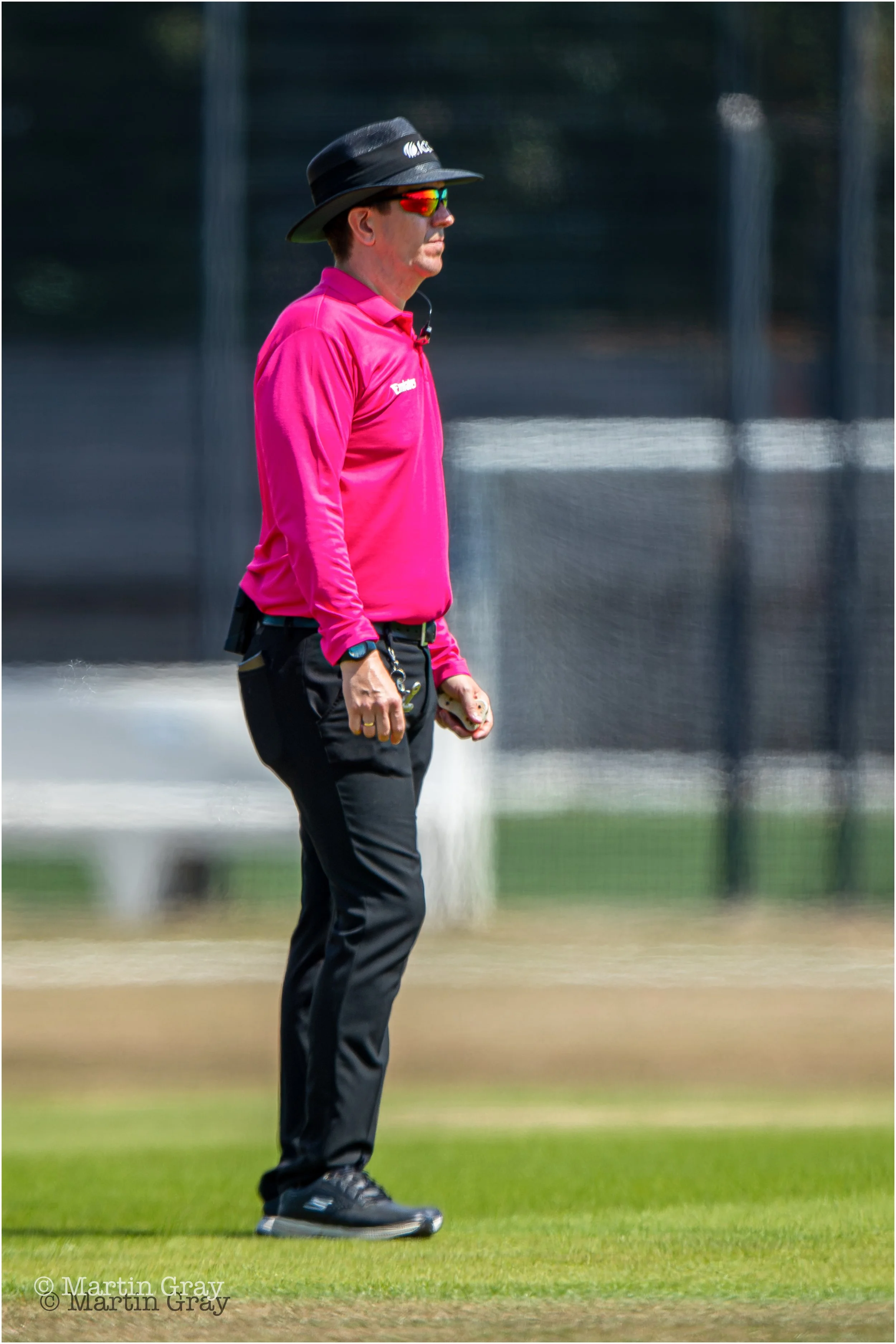 Umpire Mark Jameson-8669.jpg