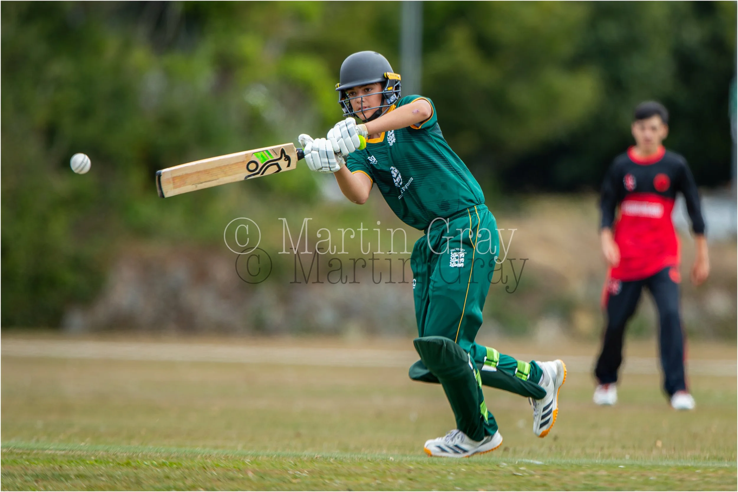 Oscar Lewis pulls a ball into the legside-0510.jpg