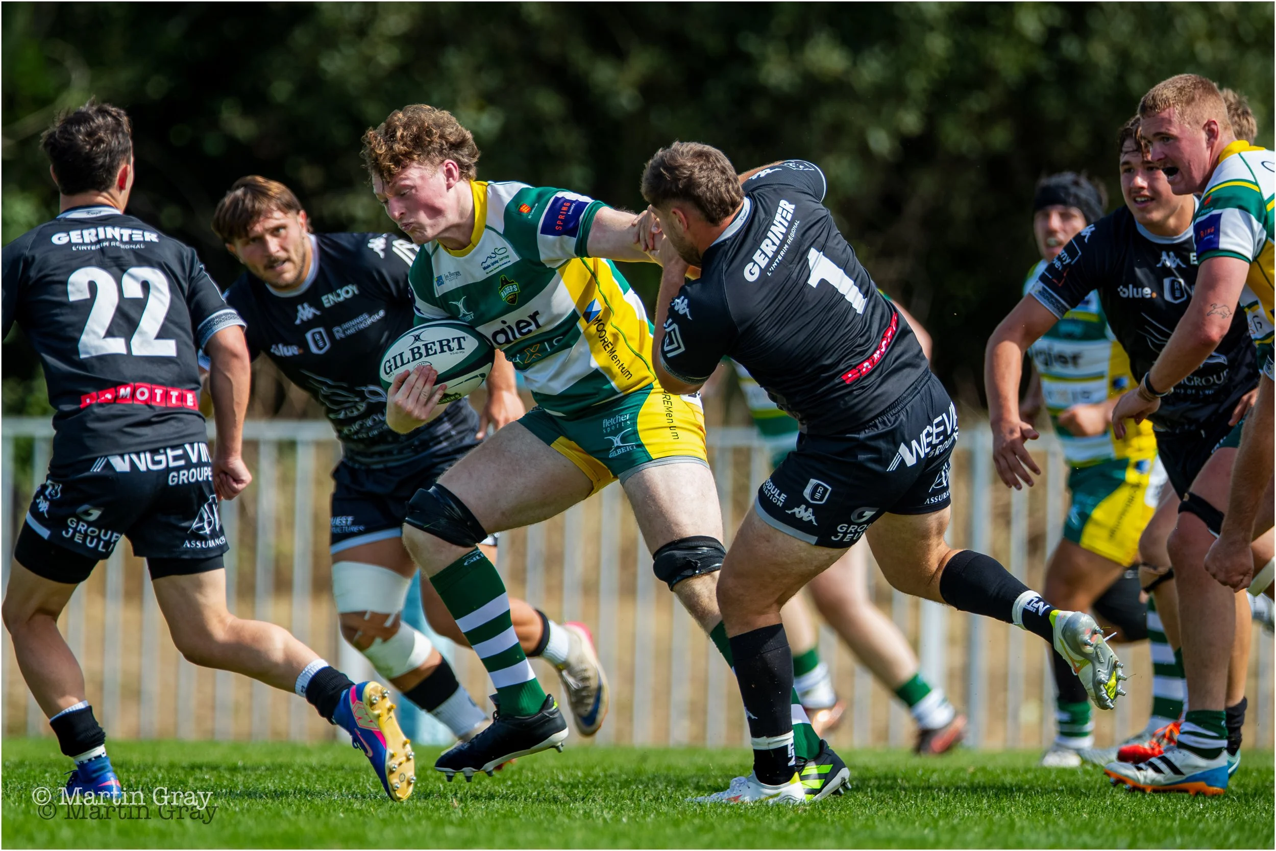 Jack Webber forces through on the touchline-5334.jpg