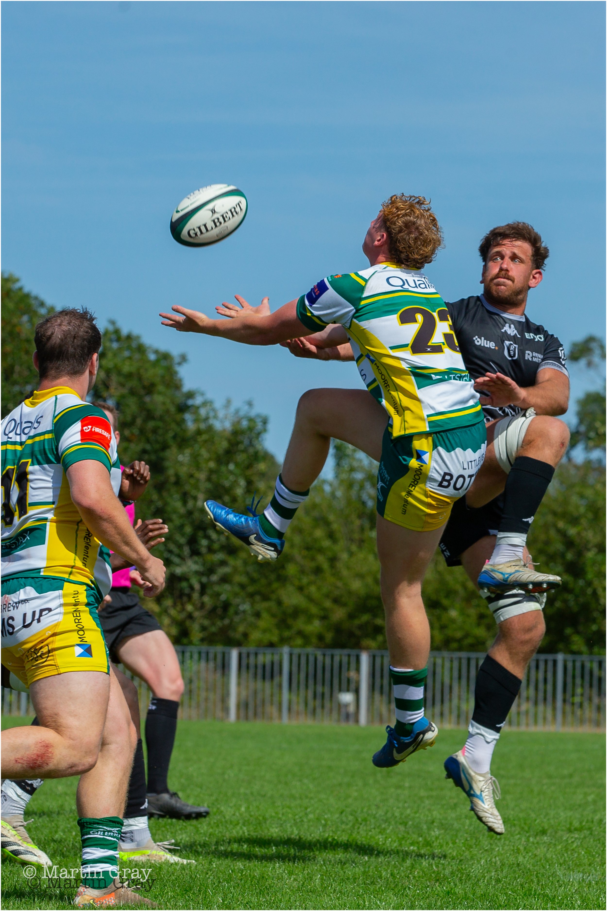 Raiders win high ball from a kick-0207.jpg