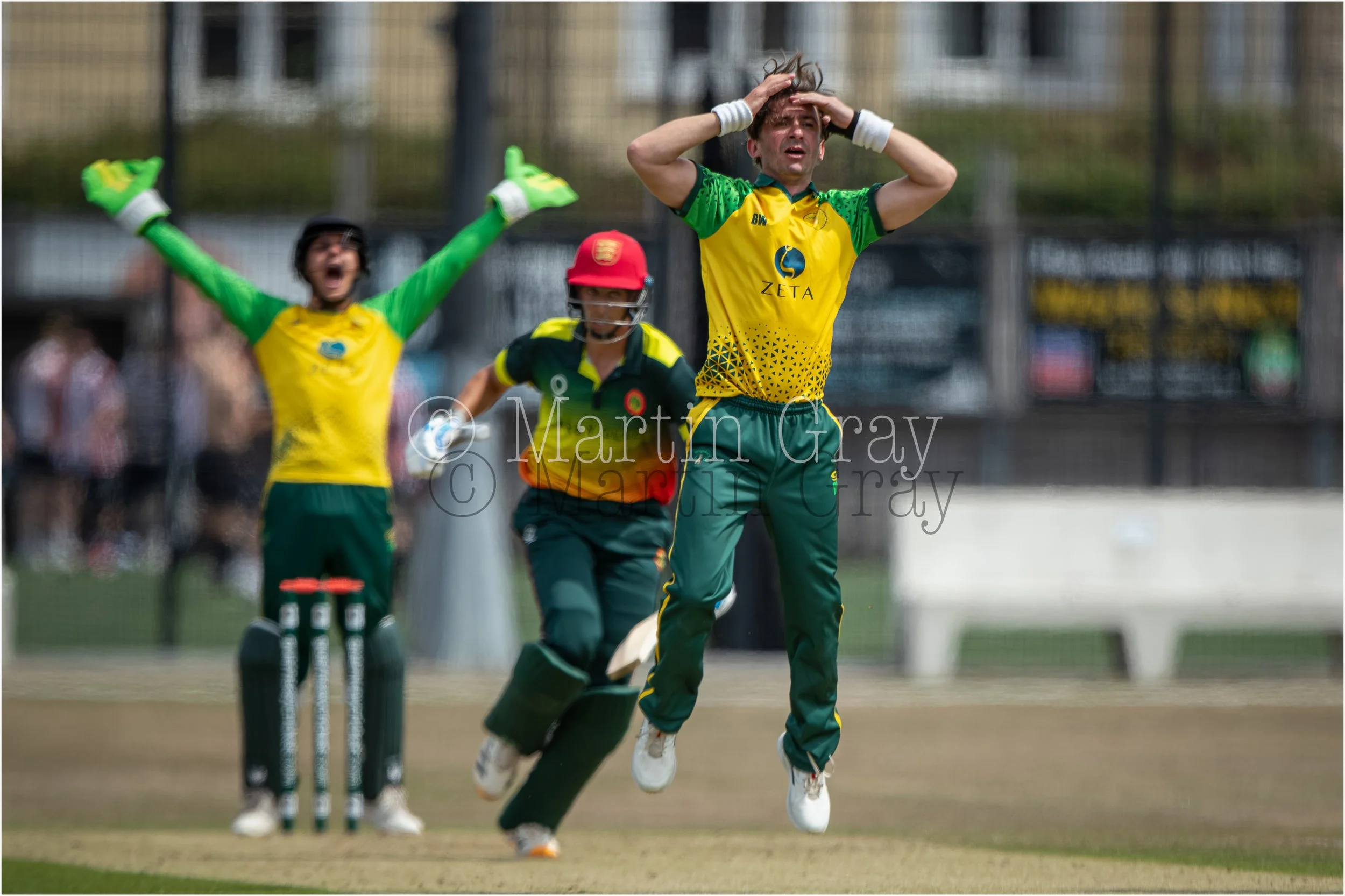 Ben Wentzel's head in hands on a not out against Stan Norman-3865.jpg