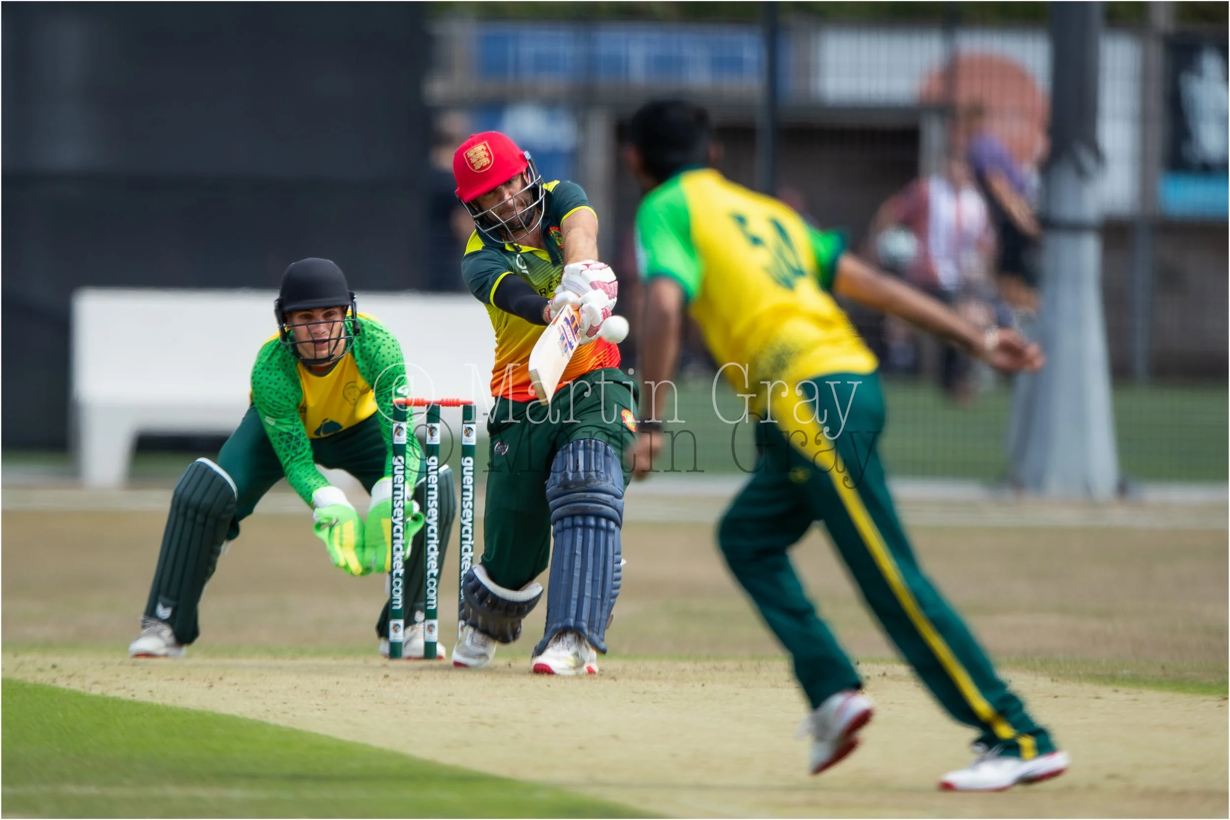 Charles Perchard hits legside-3749.jpg