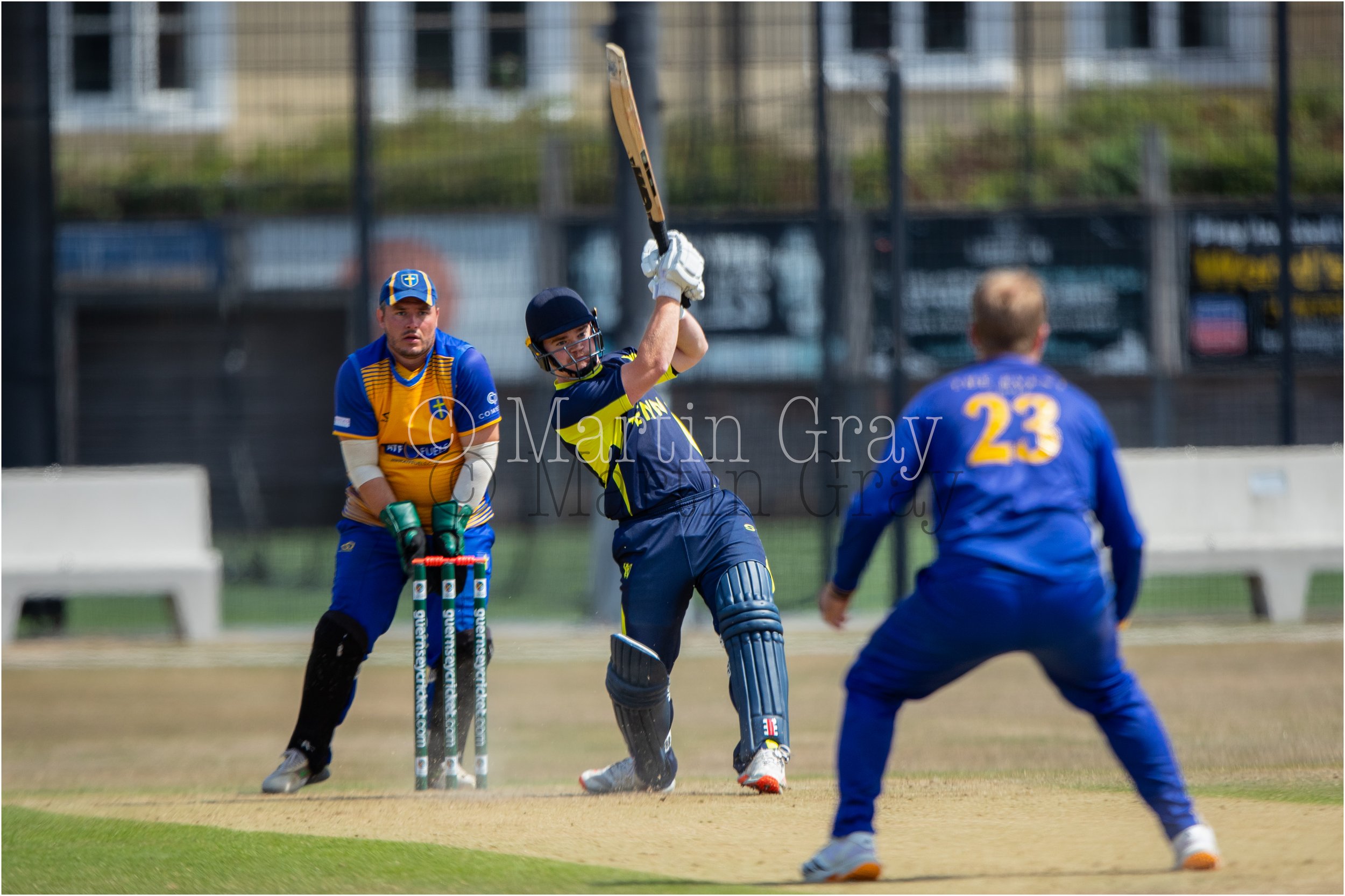 Zac Buttle hits some late runs for Wanderers-4595.jpg