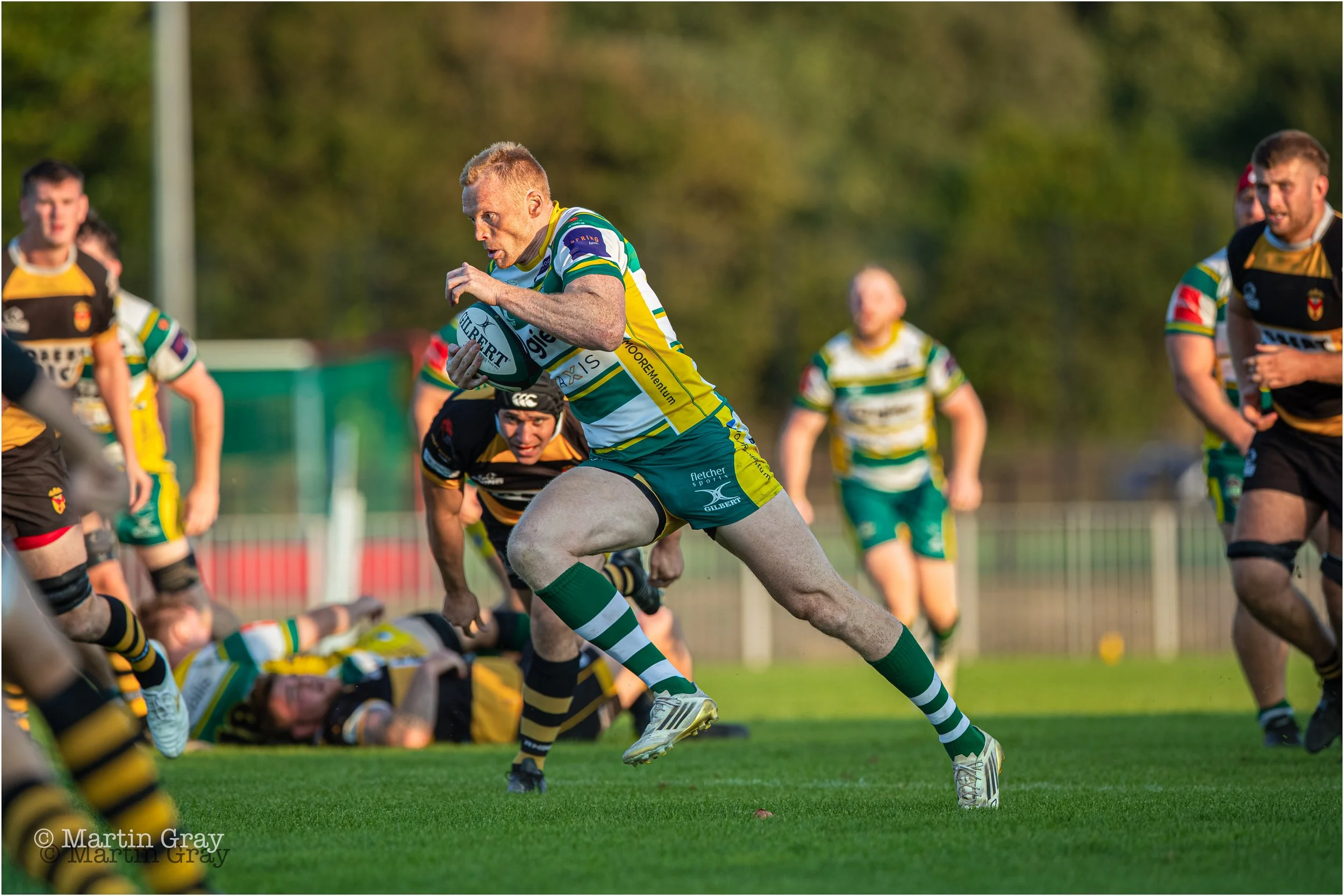 Anthony Armstrong breaks for a second half try-5658.jpg