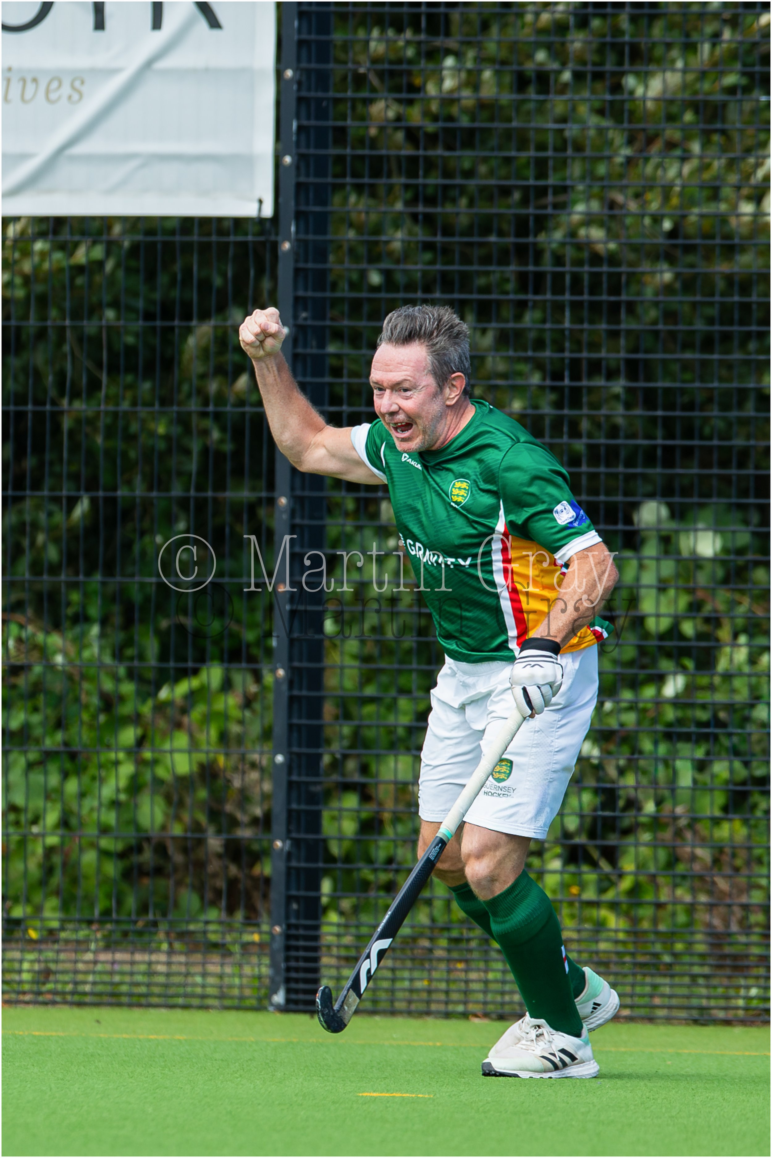 Andy Whalley celebrates his goal-6974.jpg