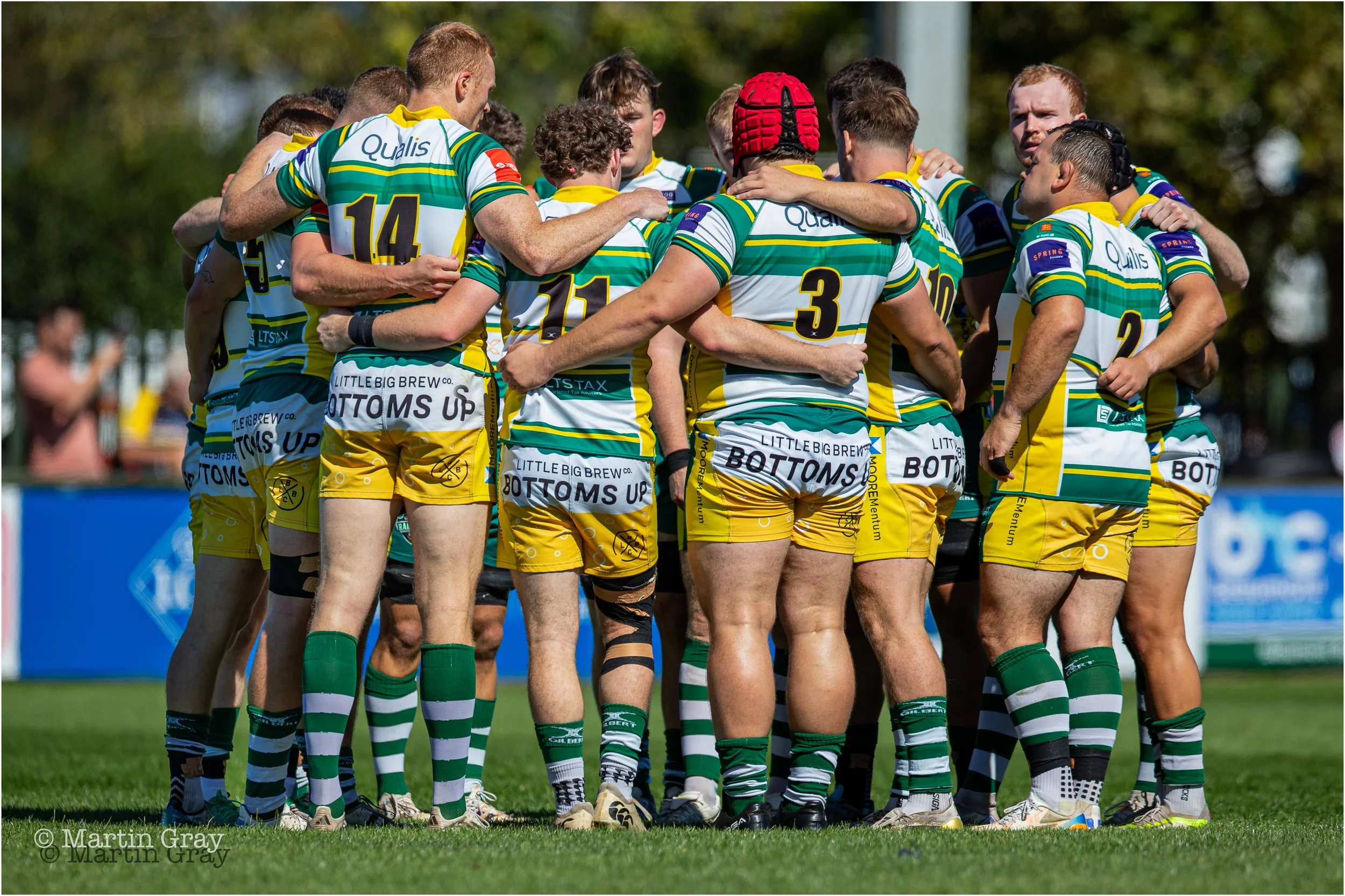 Raiders Team Huddle-7318.jpg