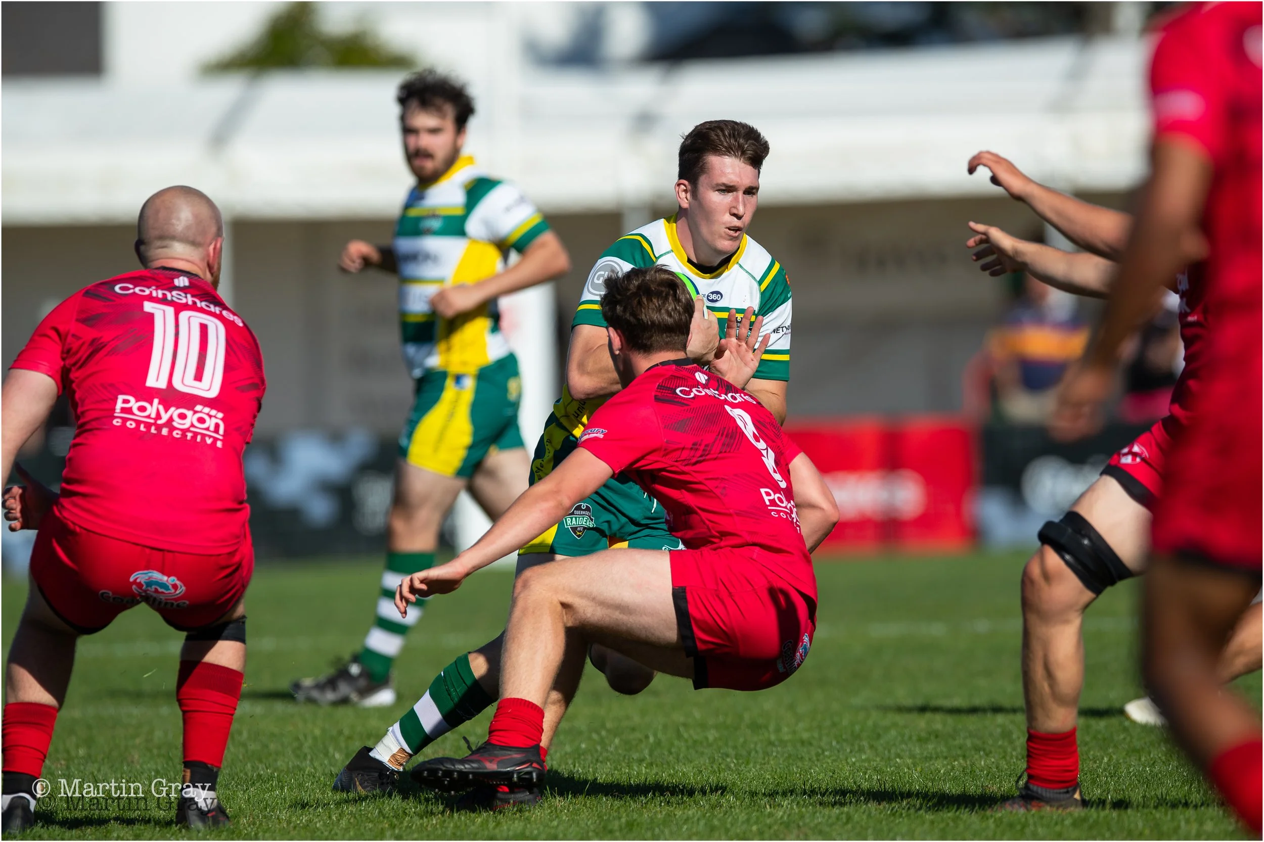 Luke Grigg breaks from the halfway-8235.jpg