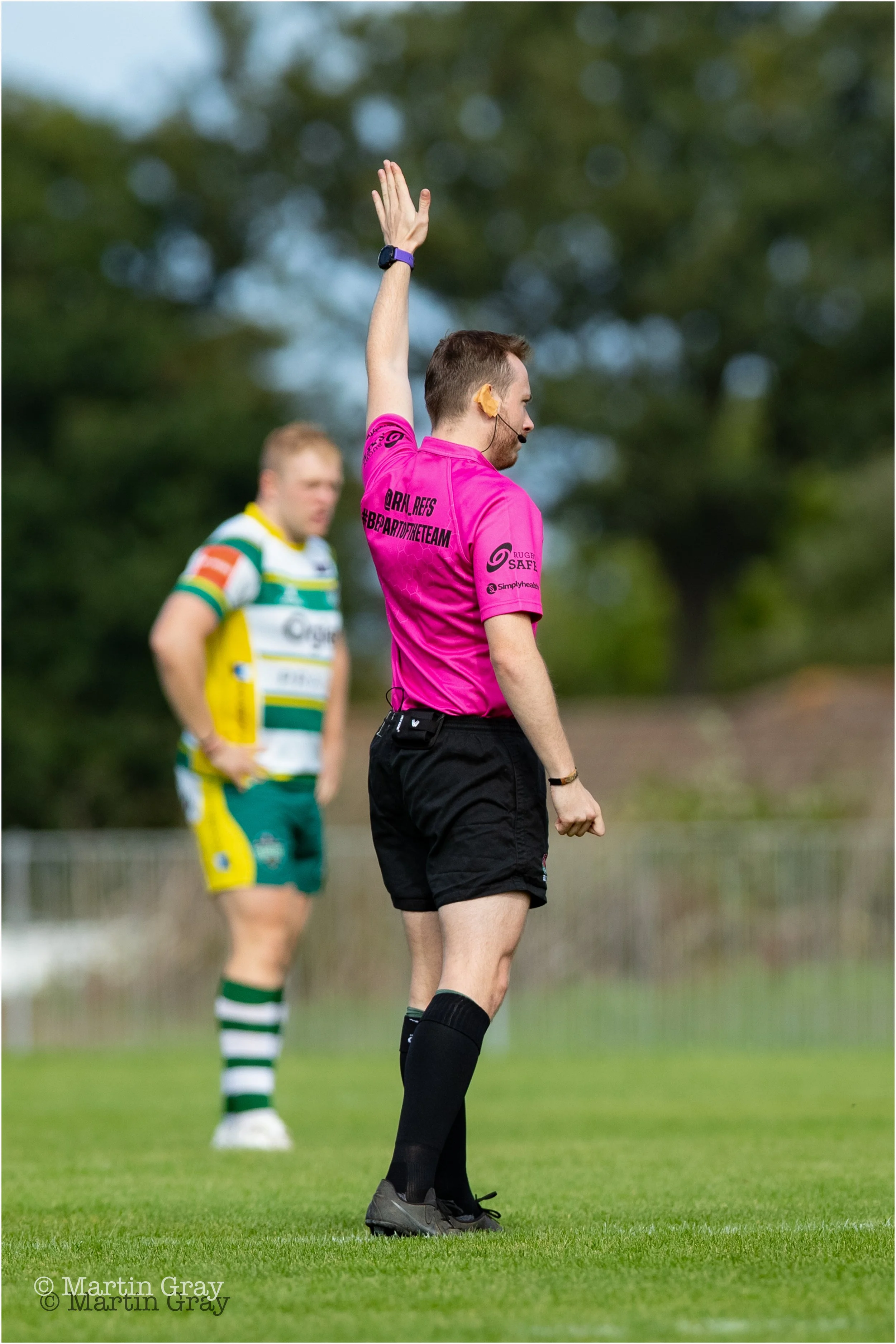 Referee Harry Parsons-8966.jpg